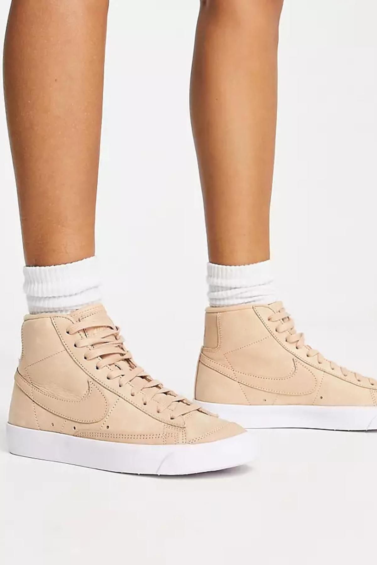 اسنیکر نود زنانه BLAZER MID PREMIUM BRACEEL BEIGE کفش ورزشیS Nike