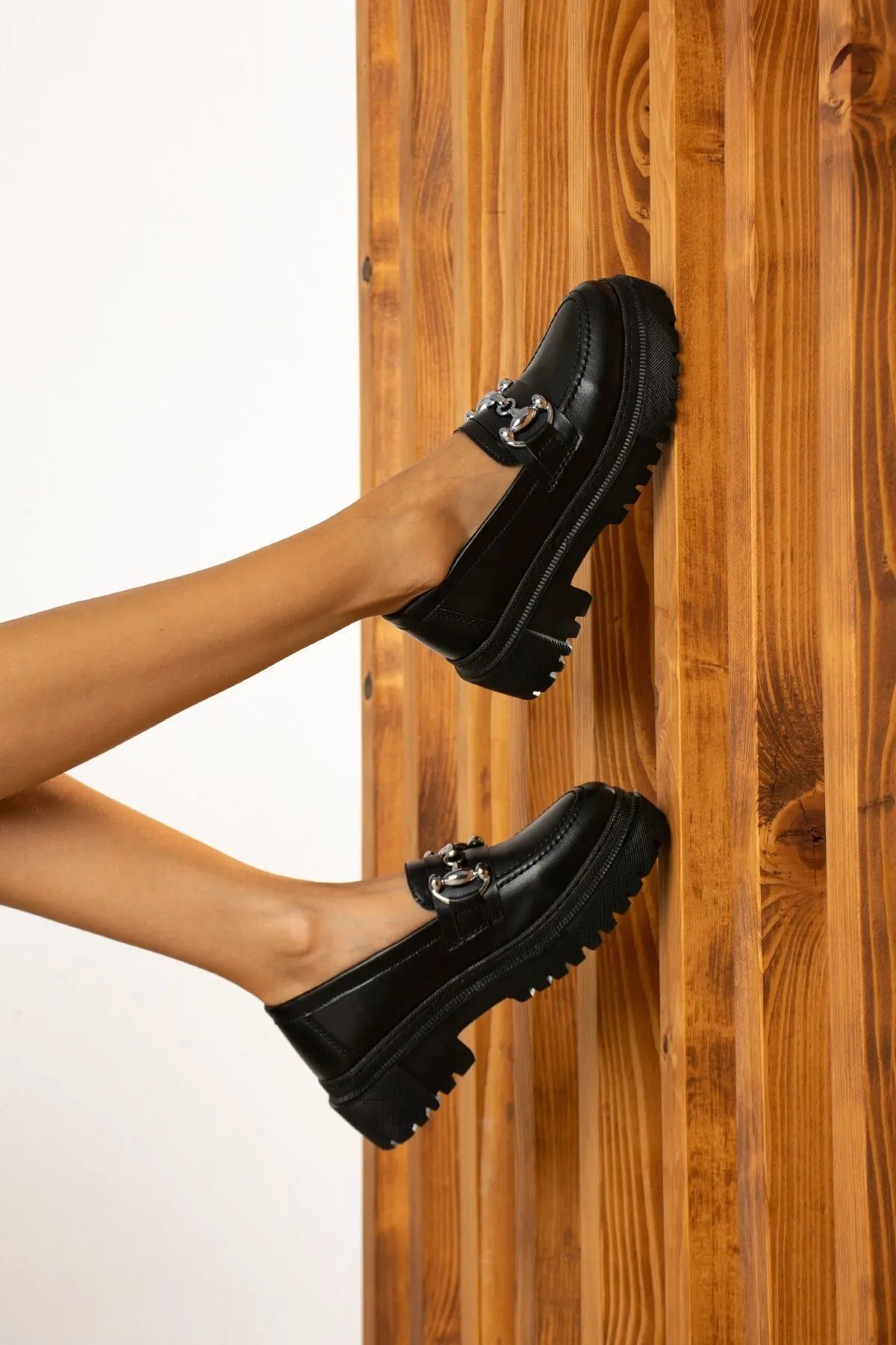 Saks Gardrop-Pantofi de damă de zi cu zi, clasici, cu talpă groasă, cu cataramă în H, cu vârf oval 3