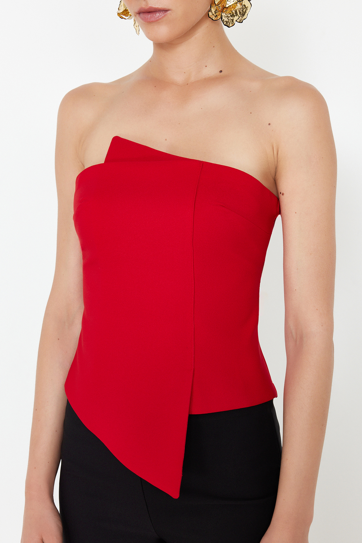 Trendyolmilla  Kırmızı Vücuda Oturan Dokuma Bluz TPRSS24BZ00008 - Görsel 4