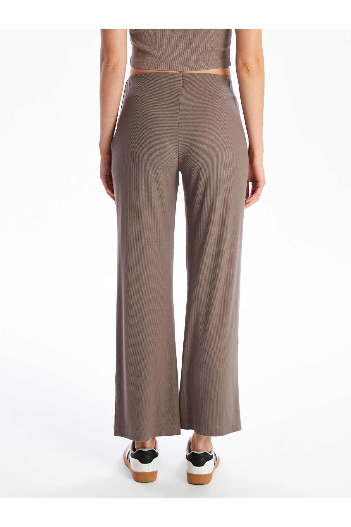 LC Waikiki-Damen - Gerade Jogginghose mit Standard-Passform 3