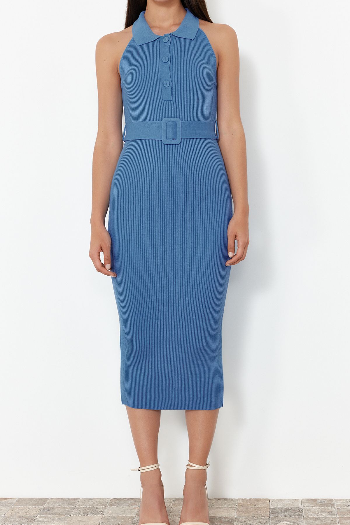 Trendyol Collection-Midi šaty s modrým páskem TWOSS22EL1031 5