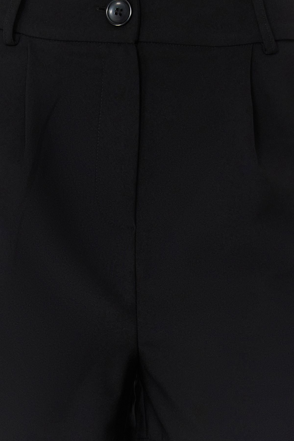 Trendyol Collection-Schwarze, gewebte City-Shorts mit normaler Passform TWOSS24SR00191 4