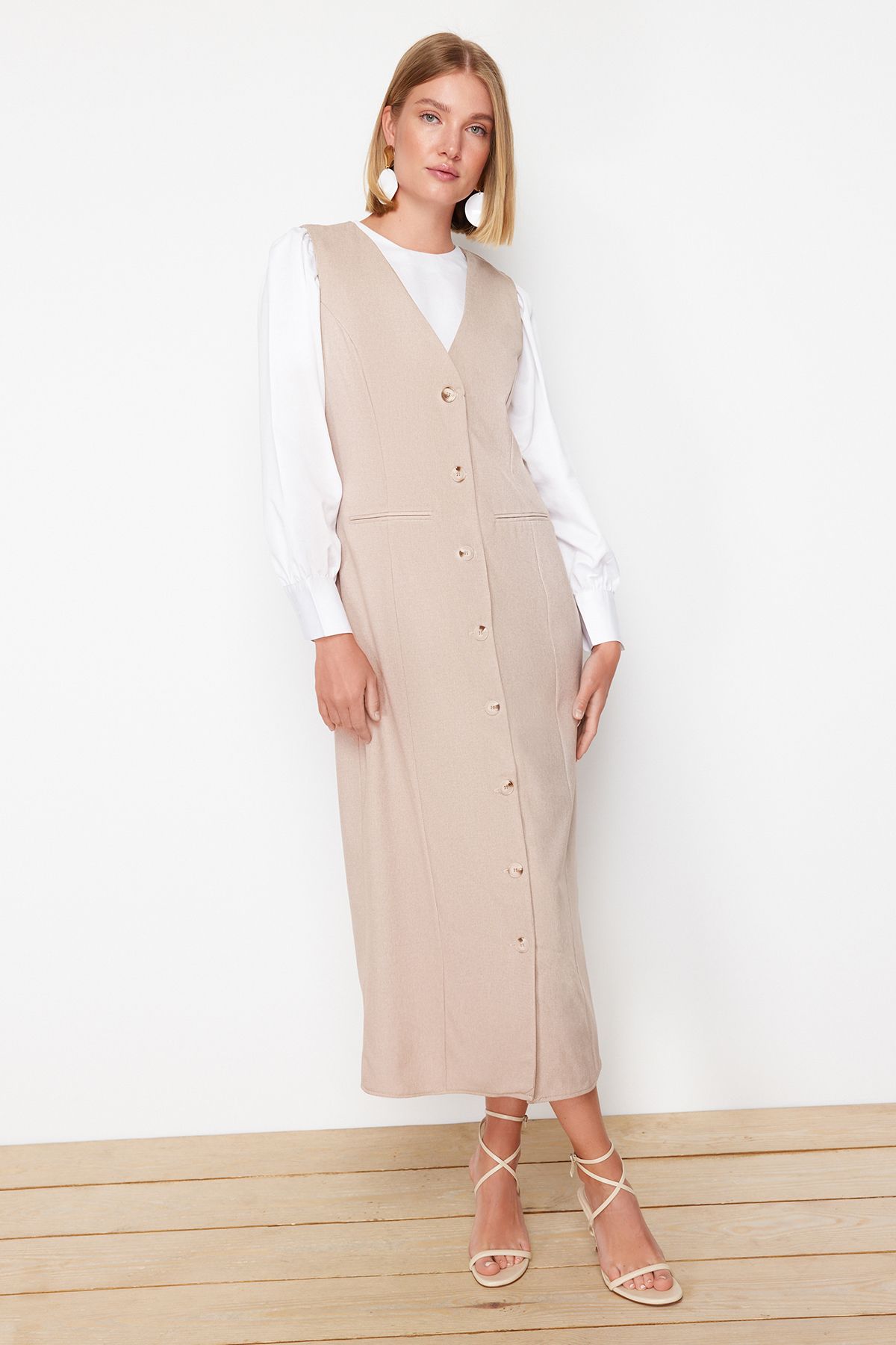 Trendyol Modest-Beiges Gilet-Kleid - Webstoff TCTSS24EB00202 1