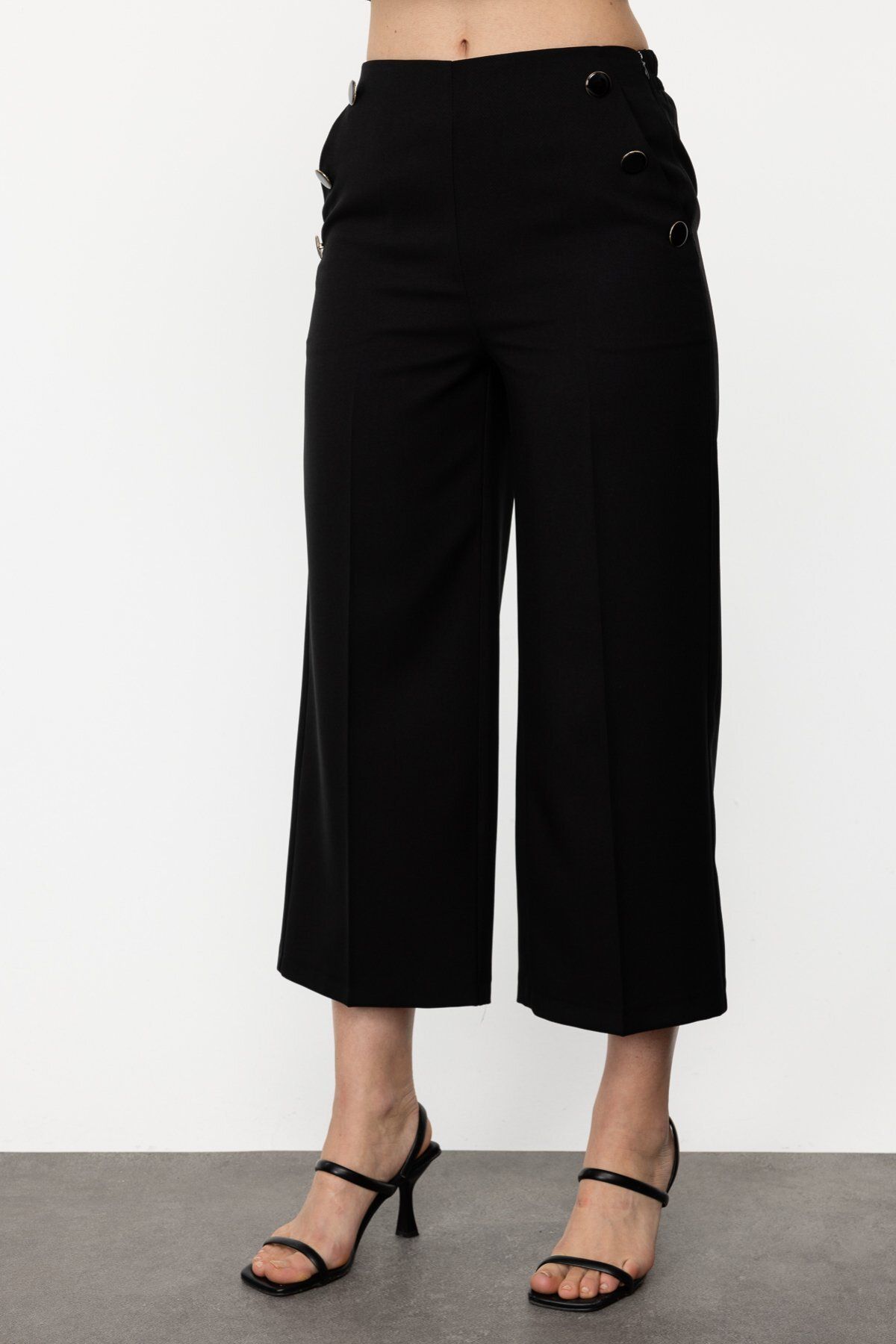 Ekol Black Wide Leg Capri Pants Trendyol