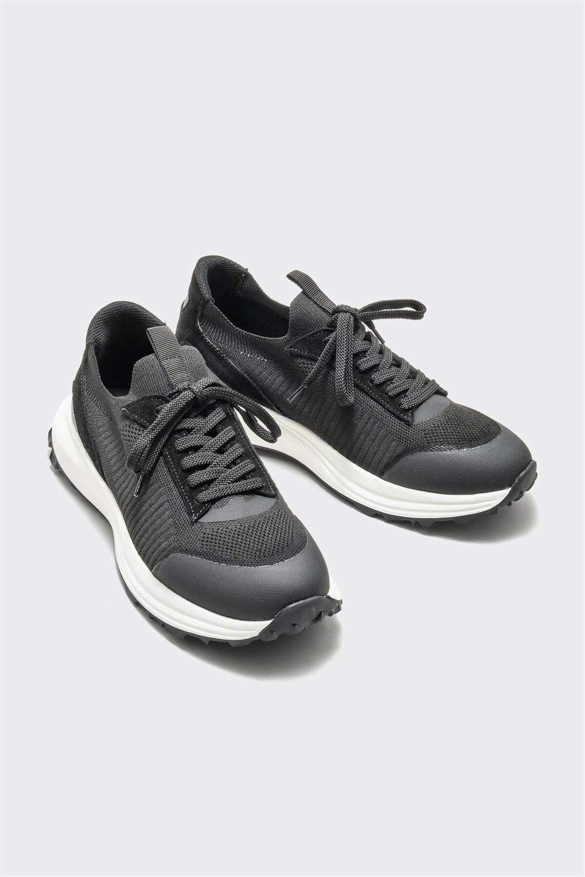 Elle Shoes-Men's Black Sneakers 2