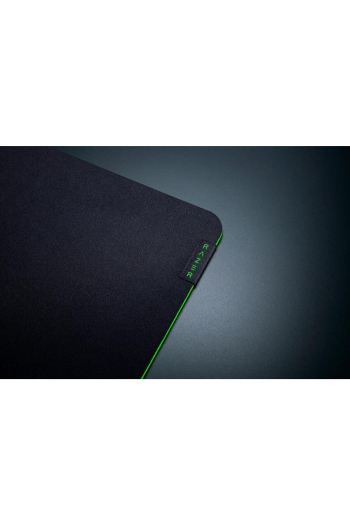 RAZER-Gigantus V2 Mouse Pad Medium RZ02-03330200-R3M1 4
