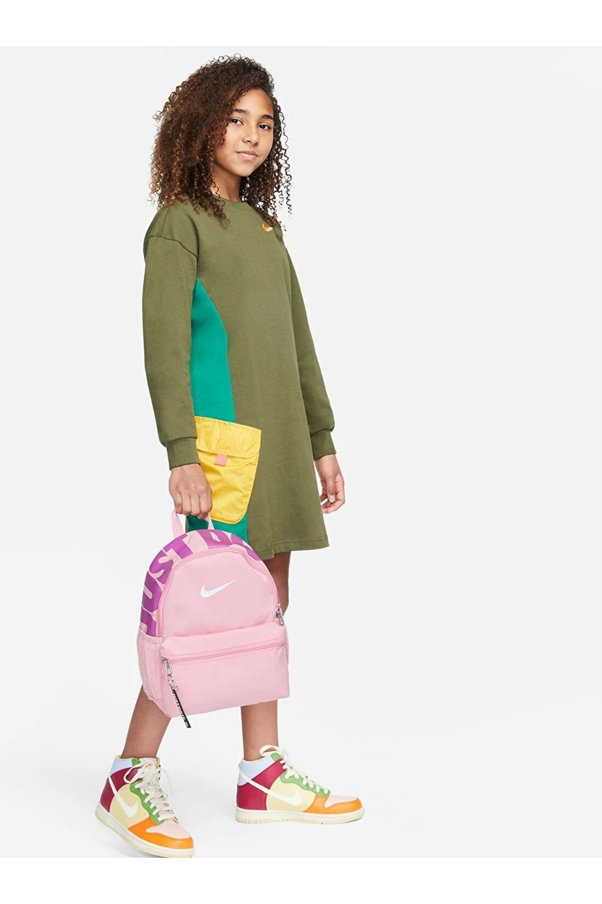 Nike کوله پشتی کوچک Nike Bag سایز 6091690 صورتی 31x25x10 سانتی متر