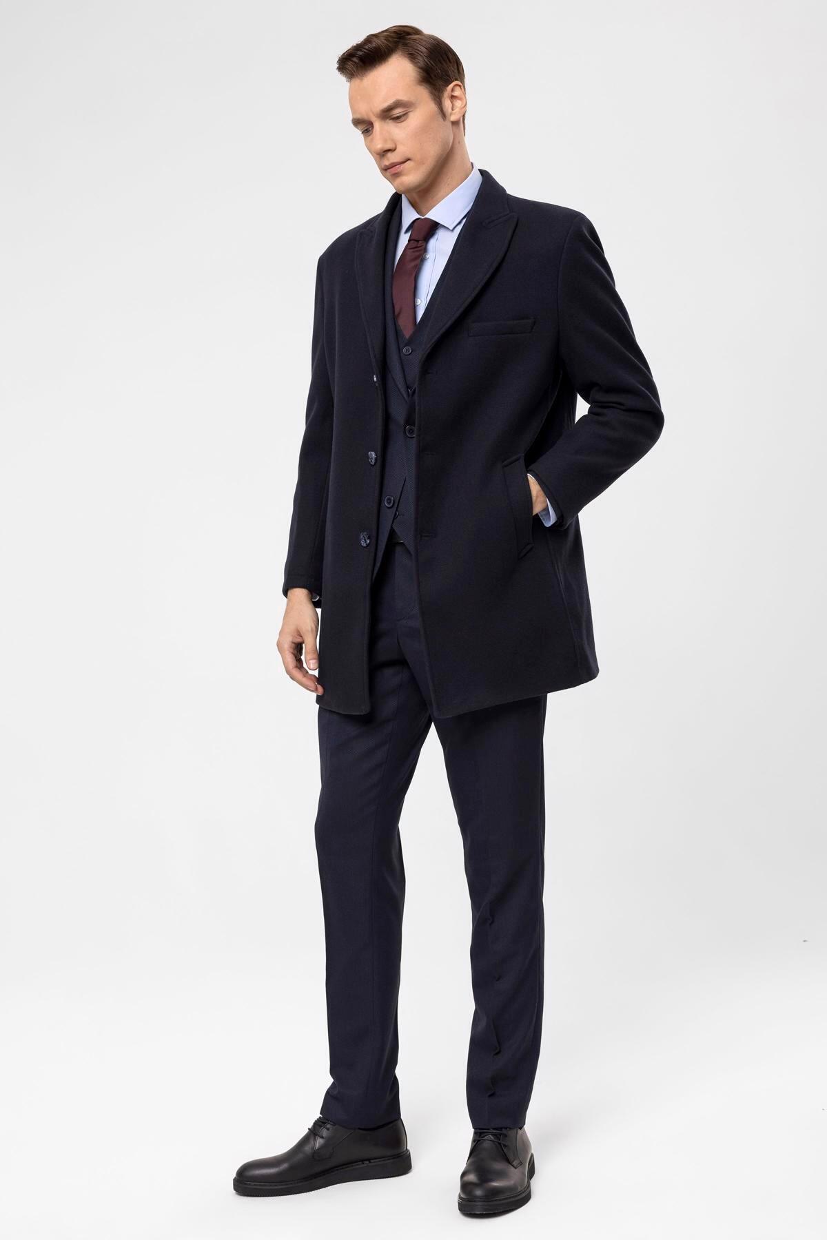 SÜVARİ  Sivri Yaka Slim Kalıp Düz Kaban - Görsel 3