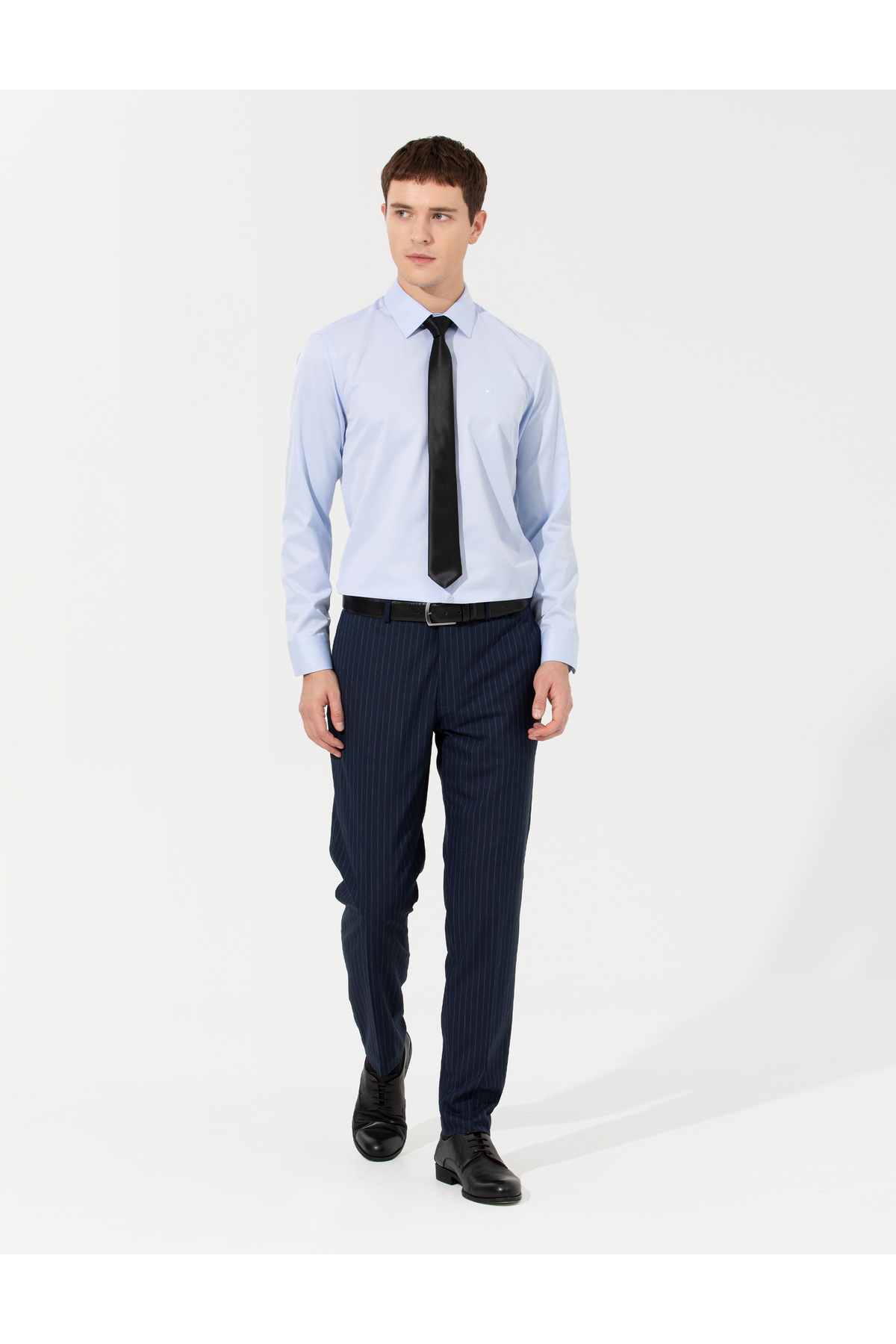 پیراهن پیر کاردین مردانه پنبه ای آبی بیسیک راسته Slim Fit/اسلیم فیت    Slim/اسلیم فیت Daily/روزانه | Pierre Cardin TYB663965170412997 TR - تصویر 4