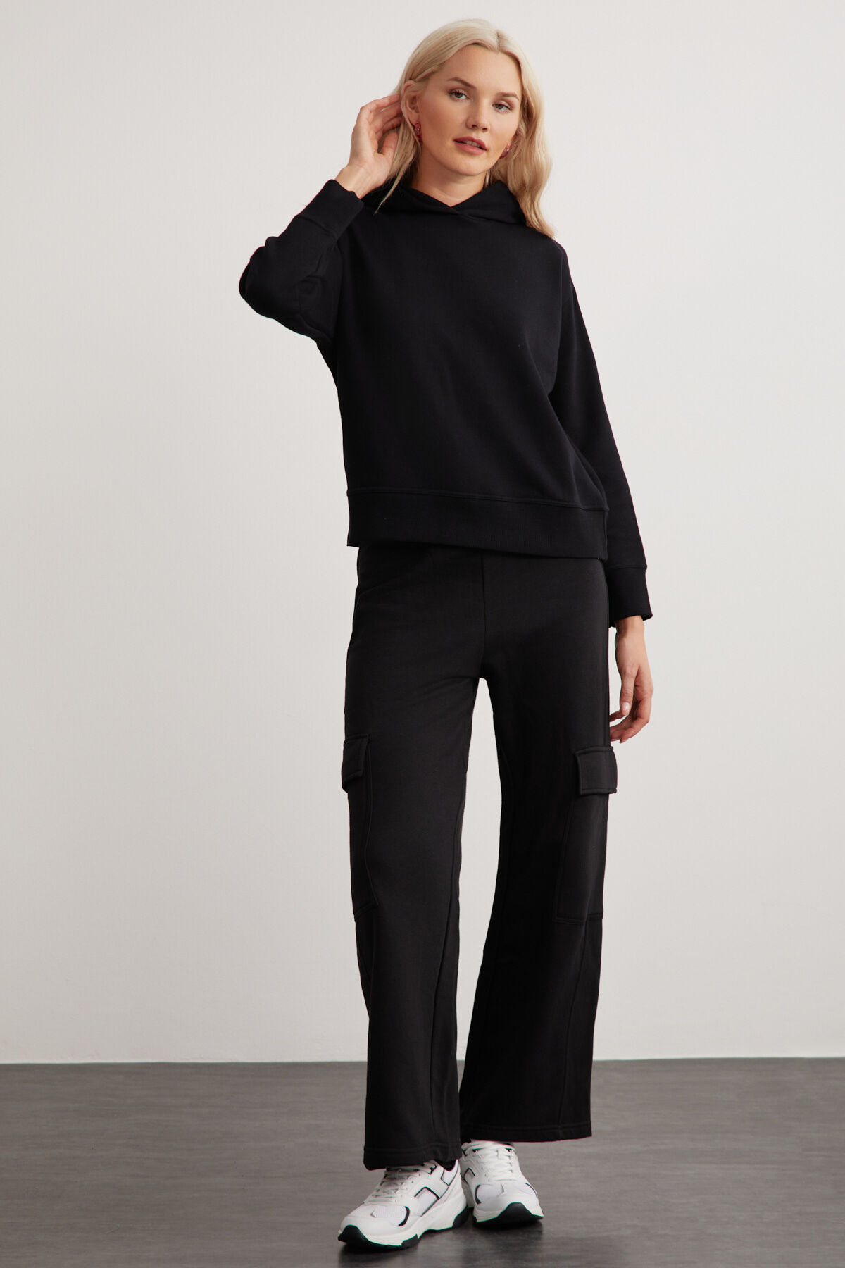 GRIMELANGE  Lyra Kadın %100 Pamuk Kargo Cepli Siyah Eşofman Altı - Görsel 2