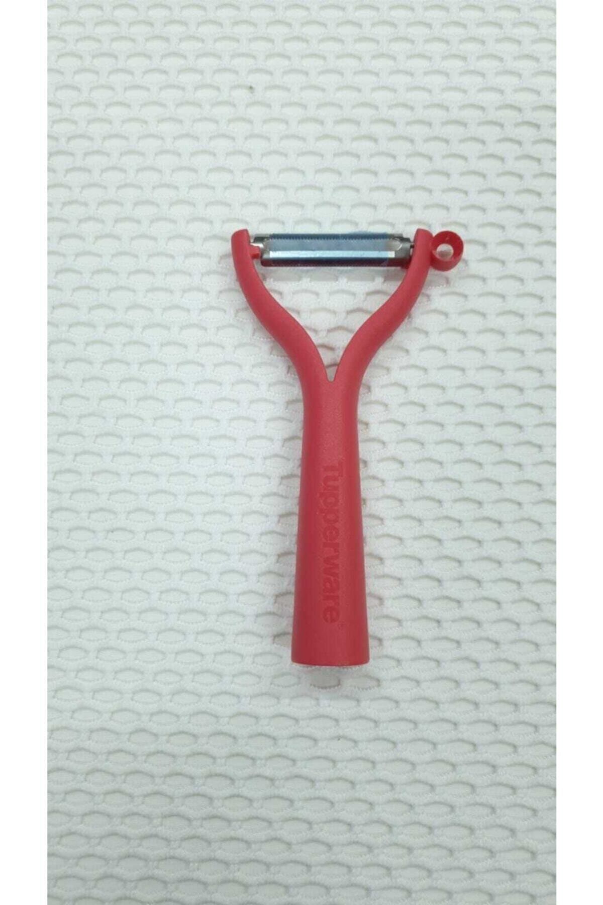 Tupperware-Fruit and Vegetable Peeler 2
