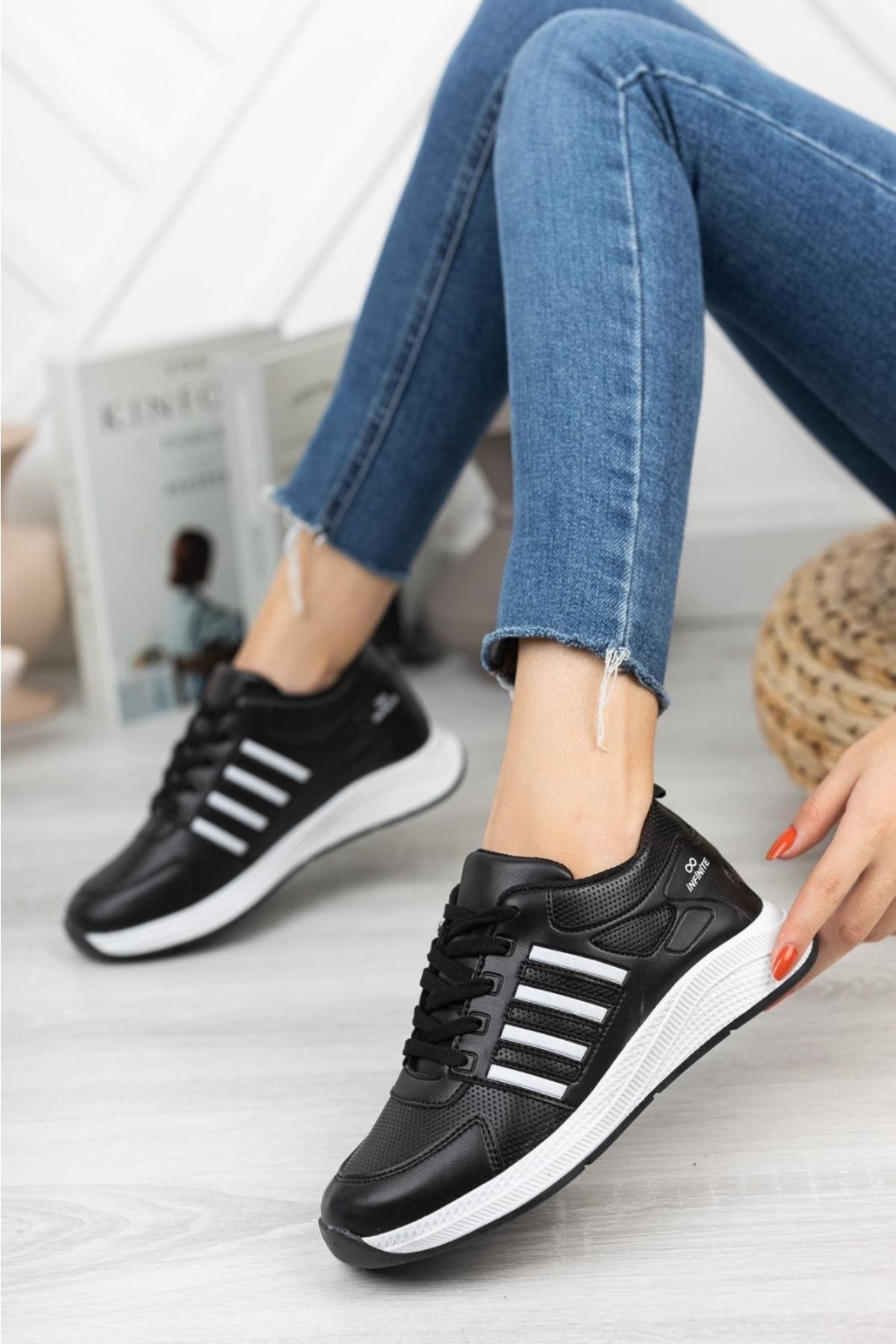 https://cdn.dsmcdn.com/ty1317/product/media/images/prod/QC/20240517/00/85f74bcc-5b15-372d-8a8b-051c18d5d181/1_org_zoom.jpg