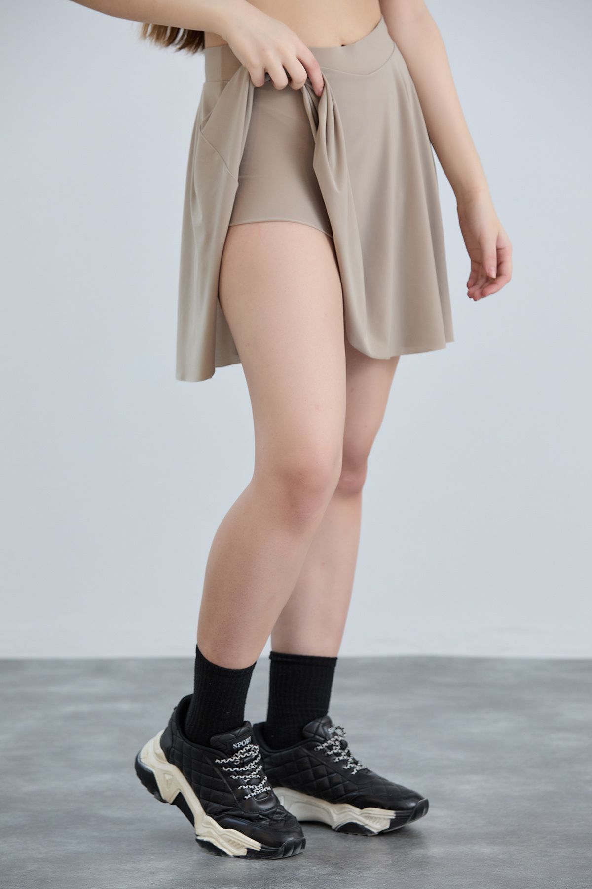 YUSUF CAN KARATAŞ KARATAŞ GİYİM-Mink Flared Sandy Fabric - Fusta scurtă cu volan, talie elastică 7