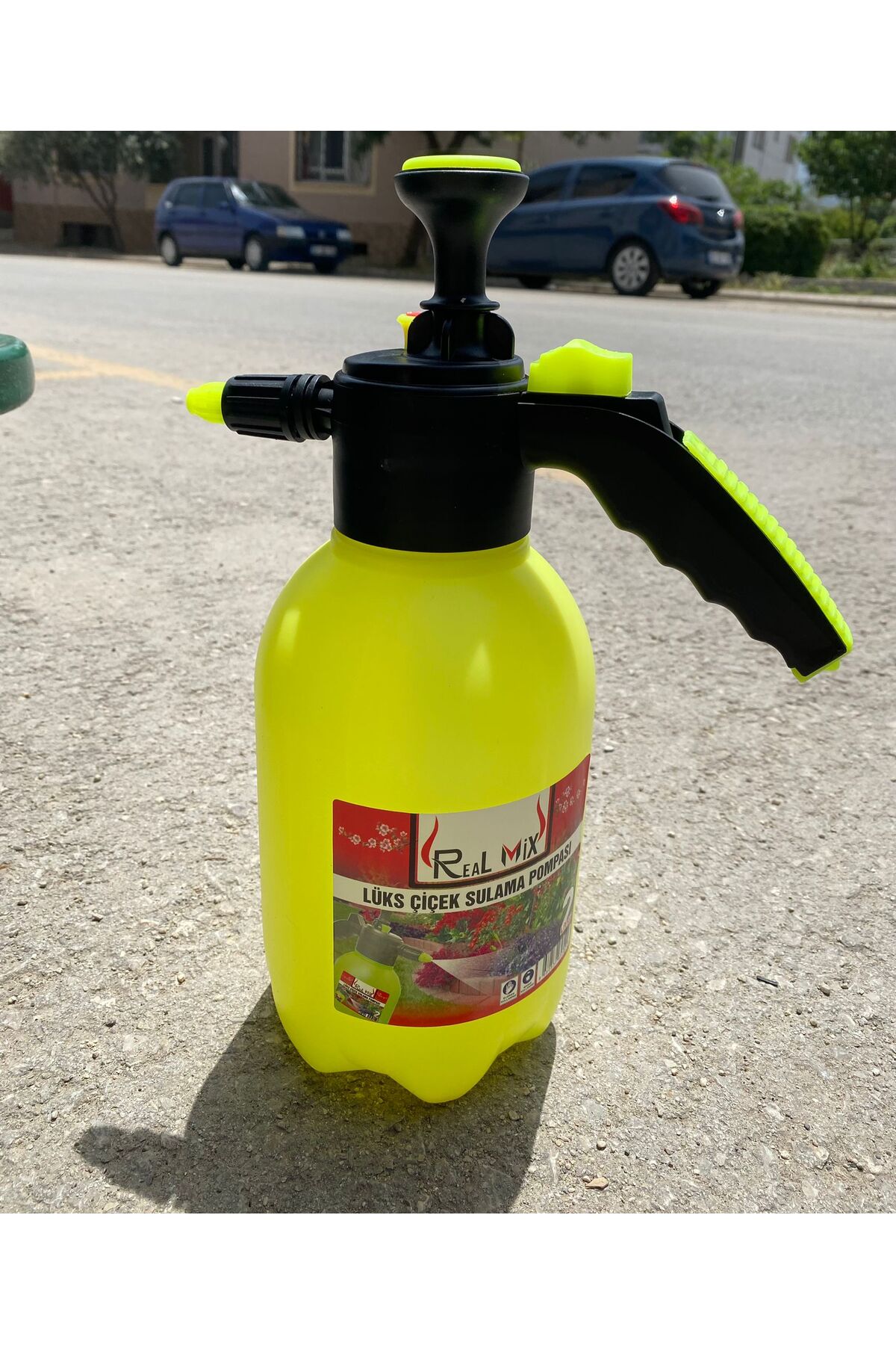 2 Litre Basınçlı Çiçek Sulama Pompası Bitki İlaçlama Pompası