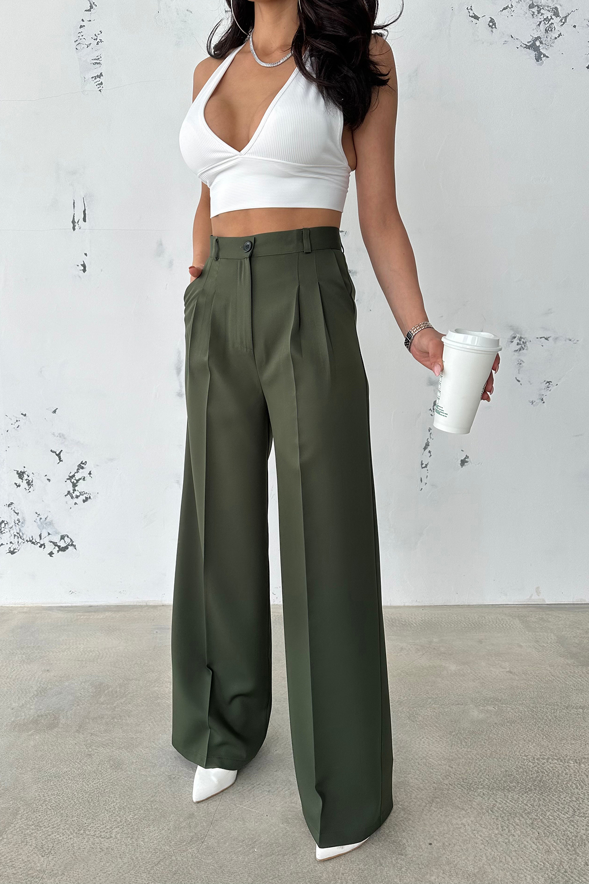 Ortaya Çık Dark Khaki Pleated Fabric Palazzo Trousers Trendyol