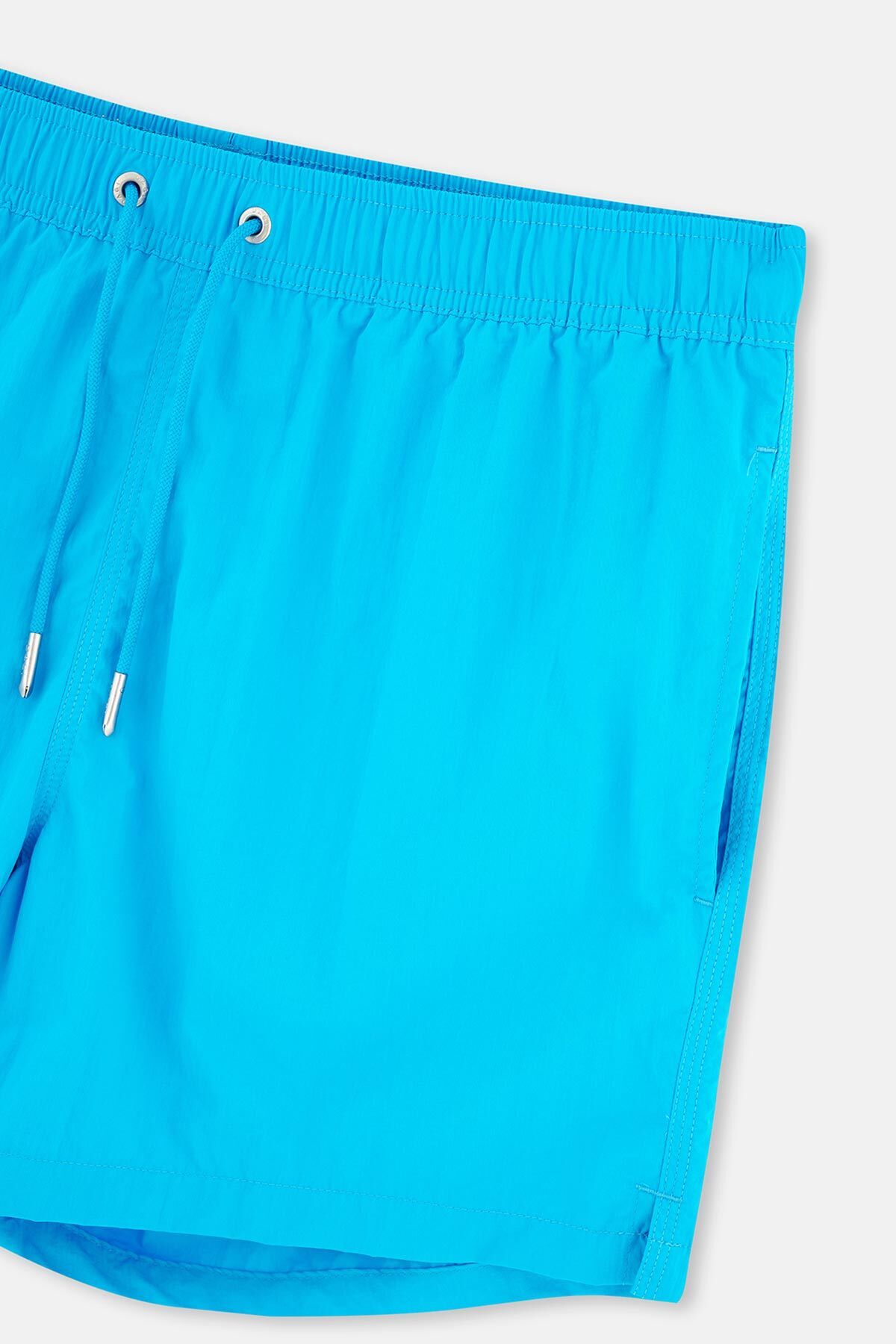 Dagi-Blue Short Shorts - Comfortable and Stylish Design 3
