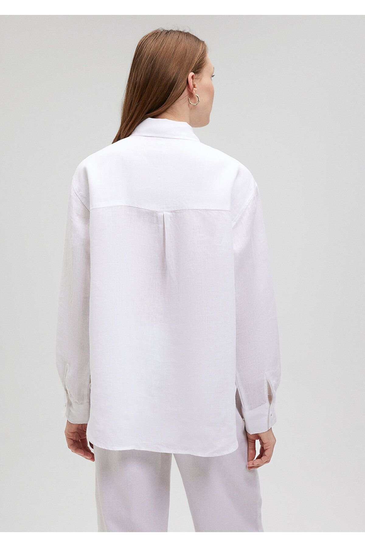 Beyaz Keten Gömlek Oversize / Geniş Kesim 1210747-620 — سفید 24y001001b0014 — تصویر 4 از 4