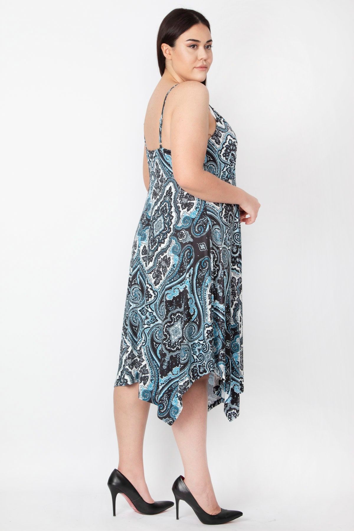 Şans Großes, türkisfarbenes, asymmetrisches Kleid mit Seilträgern für Damen  65n26736 - Trendyol
