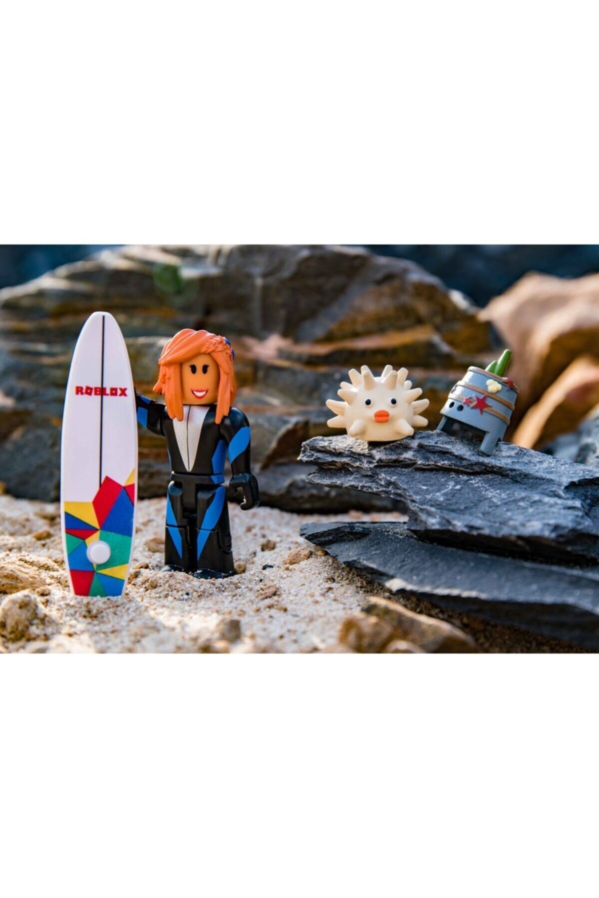 Roblox-Star Series Sharkbite Surfer Toy Figure 3
