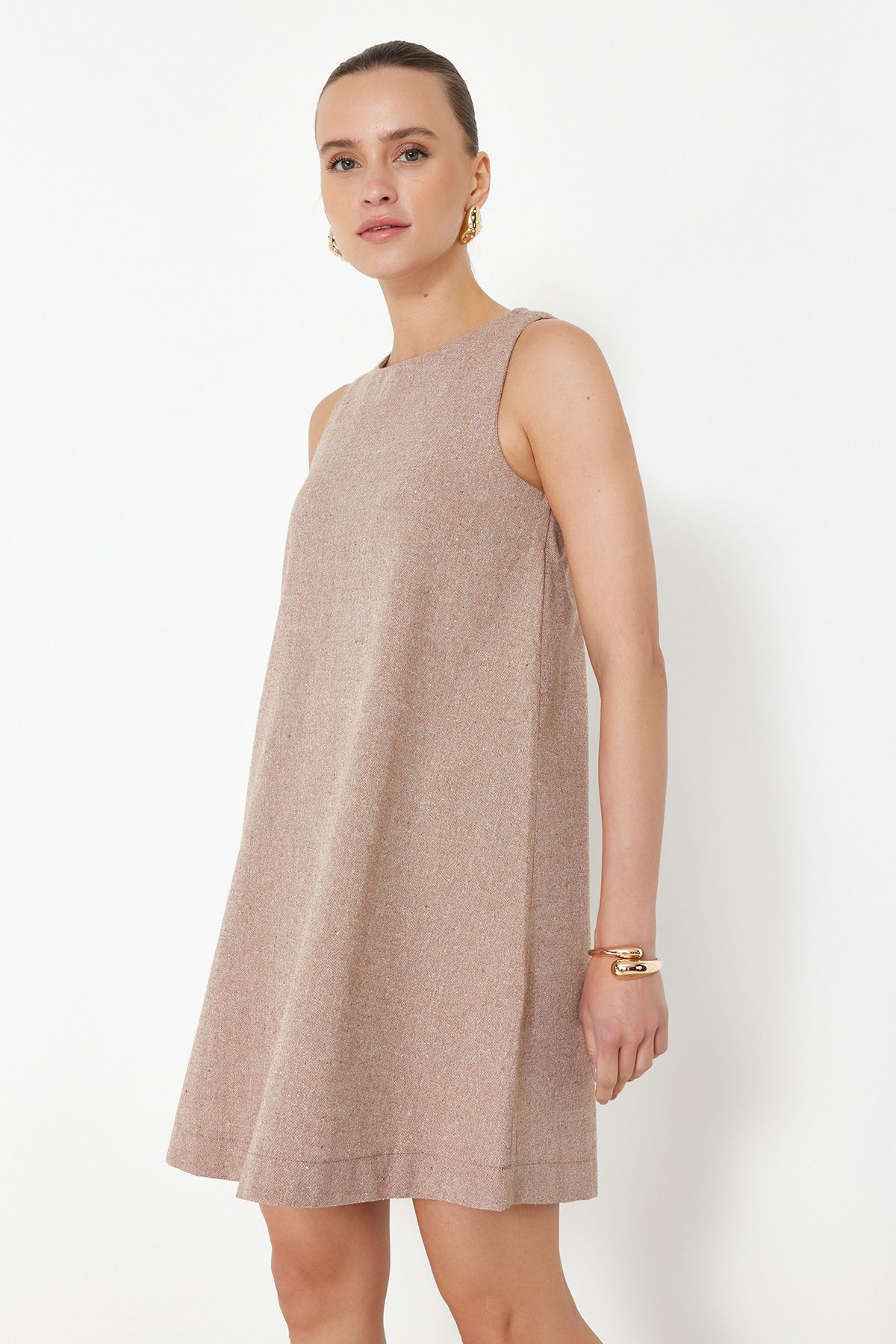 Trendyol Collection-Коричнева ткана міні-сукня широкого крою Linen Look без рукавів TWOSS23EL01497 3
