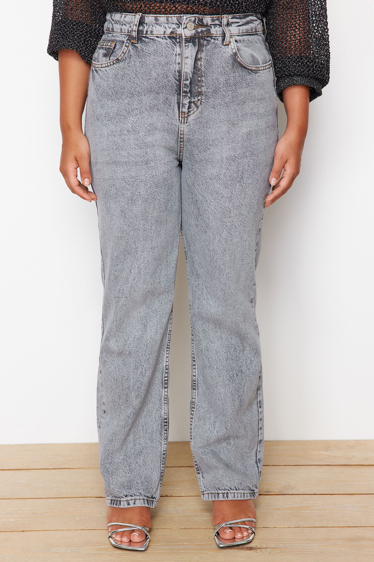 Trendyol Curve-High Waist Gray Long Straight Jeans - TBBSS24CJ00045 4