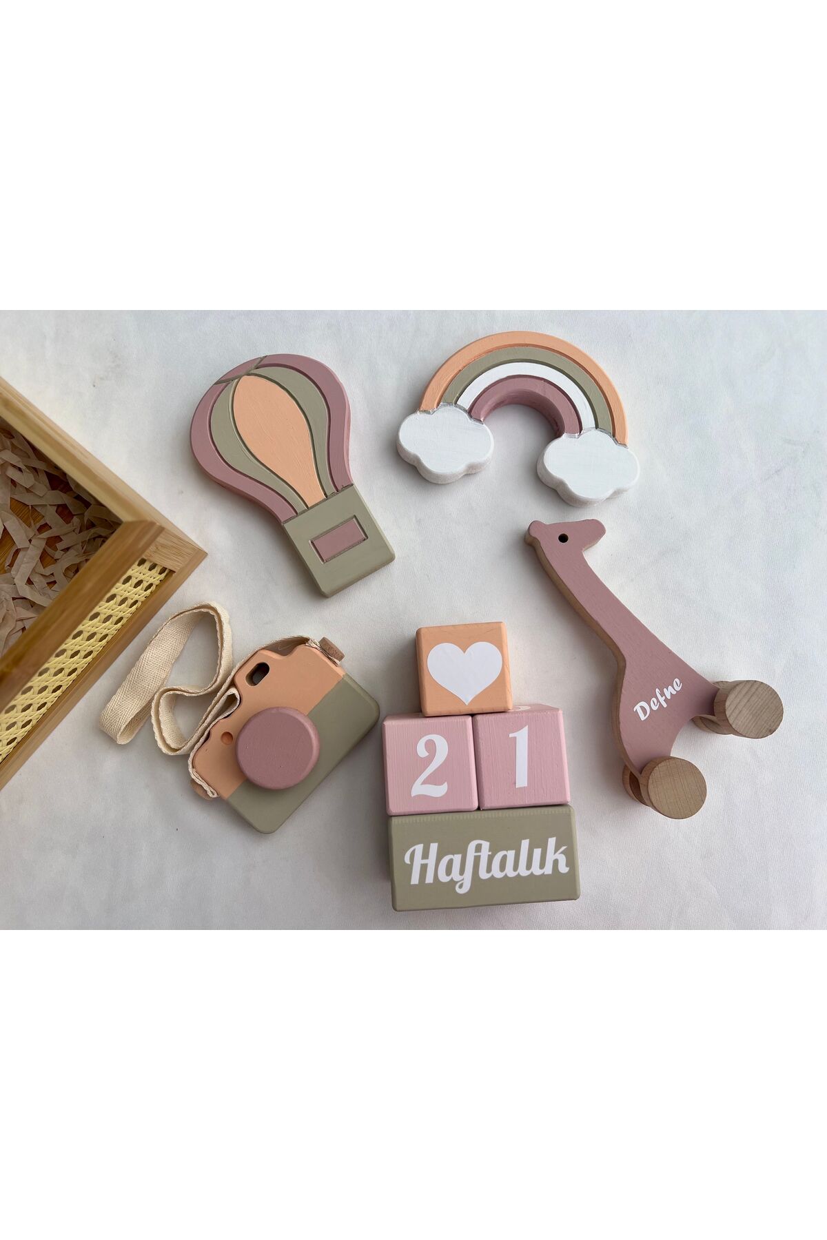 Objeli gökkuşağı balon ve fotoğraf makınalı tam set bebek hediyelik ve çekim aksesuarı