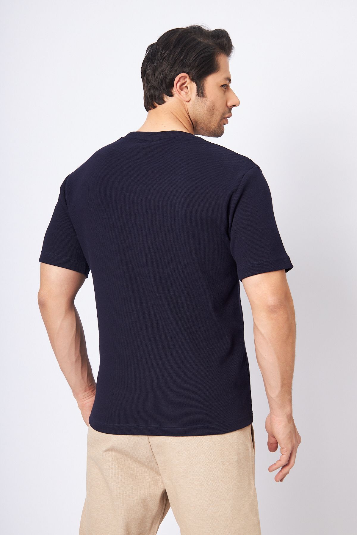 https://cdn.dsmcdn.com/ty1320/product/media/images/prod/QC/20240517/01/7c0d5660-2c39-34b0-ba6f-f0878d45d9ca/1_org_zoom.jpg