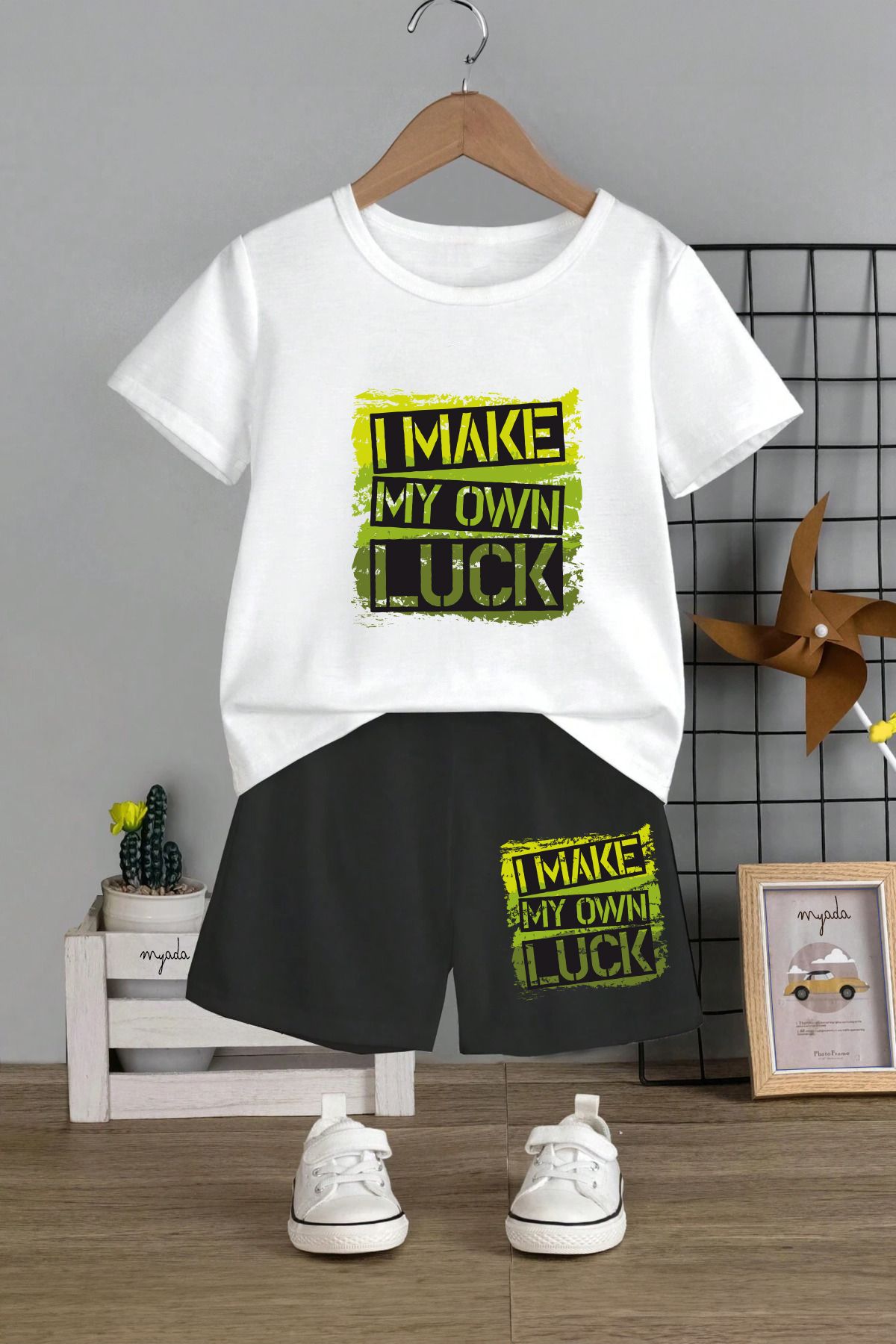 MYADA Set Pentru Copii Model 19920 - Gât Dublu, Imprimat „i Make My Own Luck”, Set De 2 Unisex - 5–6 years