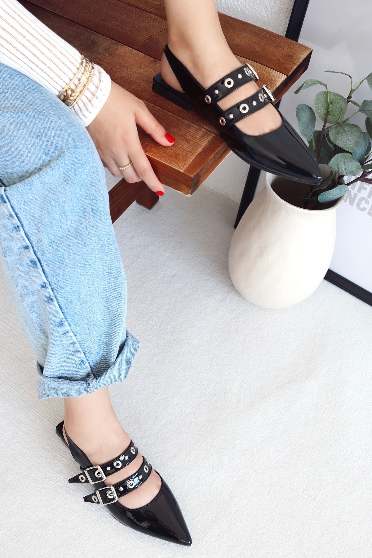 POLKA STORE-Pointed Toe Double Banded Troc Detailed Women's Shoes 6