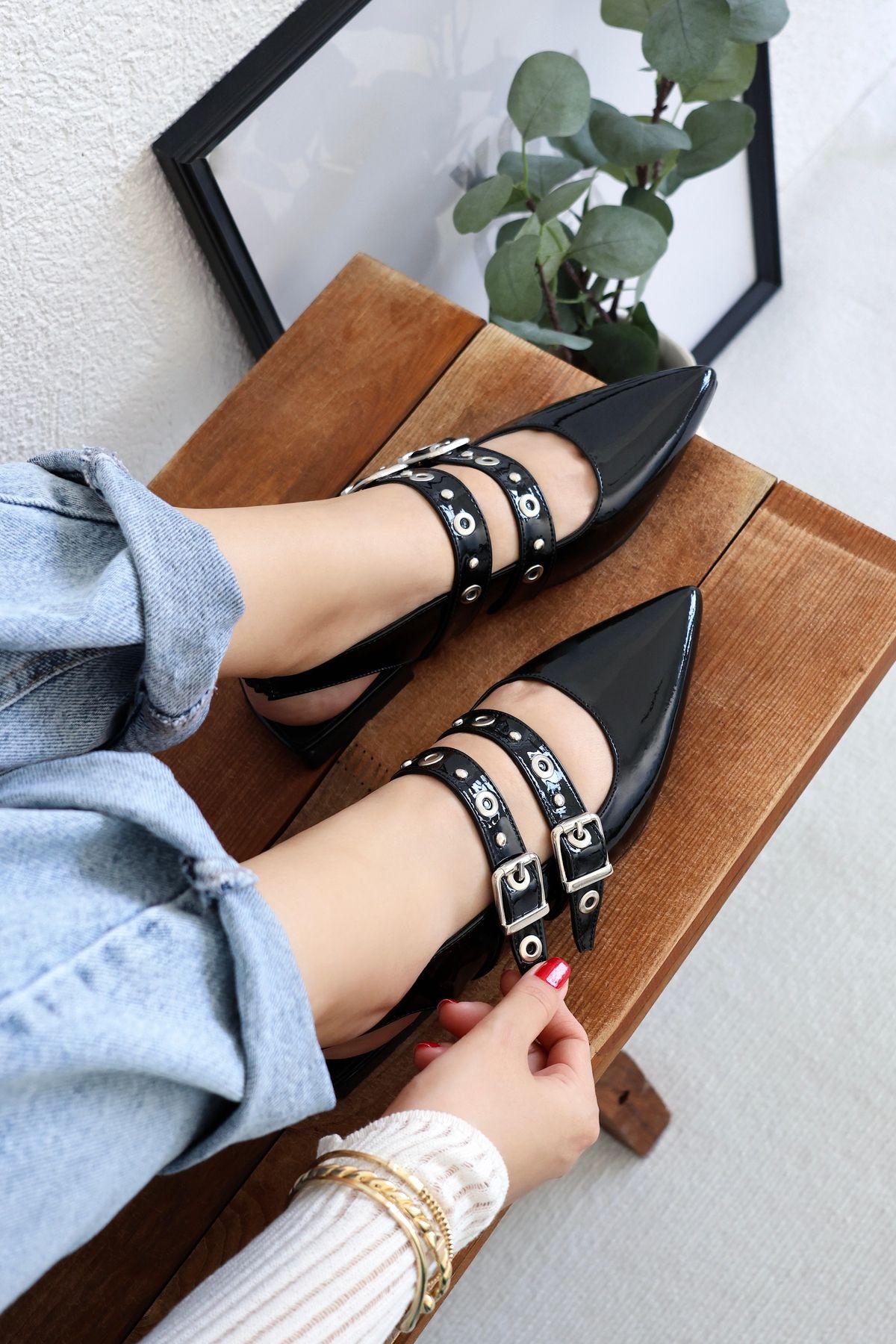 POLKA STORE-Pointed Toe Double Banded Troc Detailed Women's Shoes 5