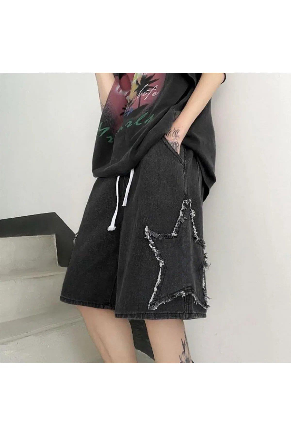 Star Patch Detail Streetwear Washed Denim Short Shorts