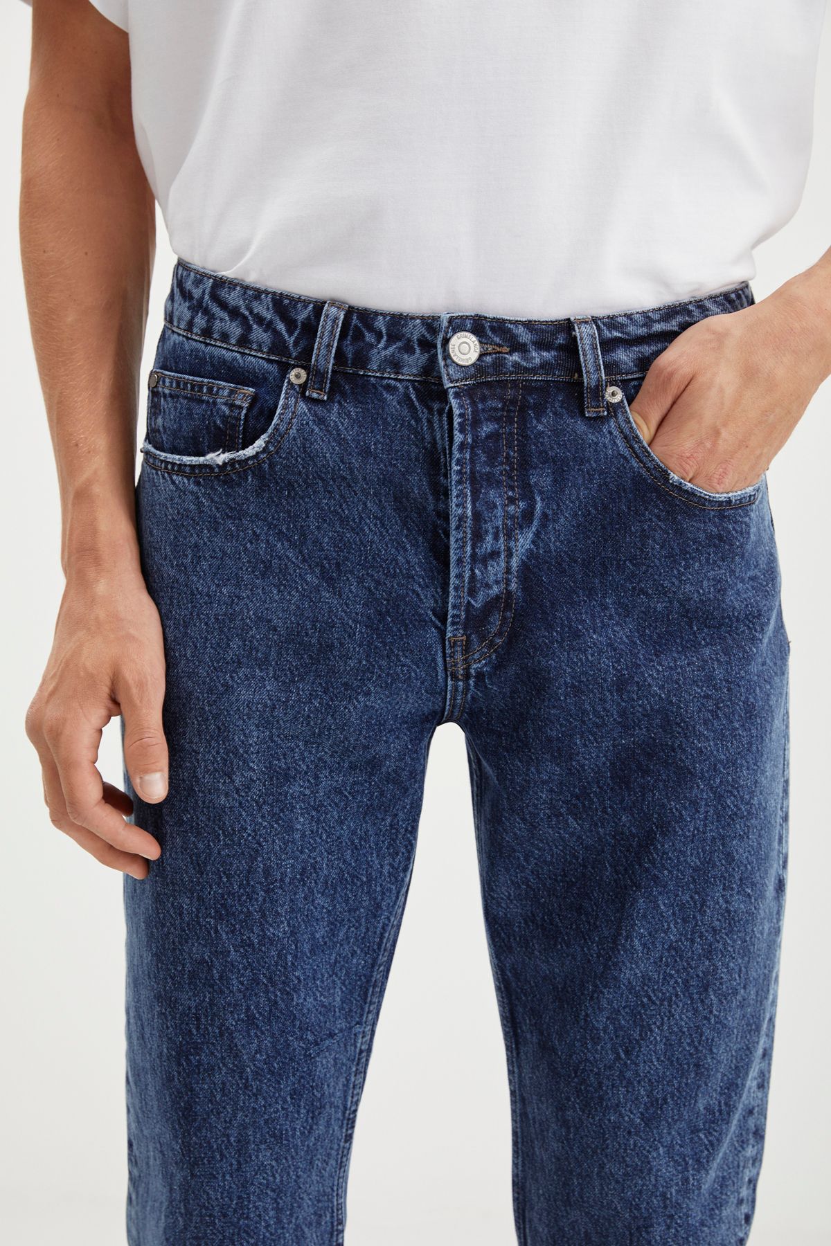 GRIMELANGE-Gilberto Męskie Jeansy Carrot Fit Carrot Leg Zniszczone Sprane Grube Teksturowane Niebieskie Dżinsy Denim 5