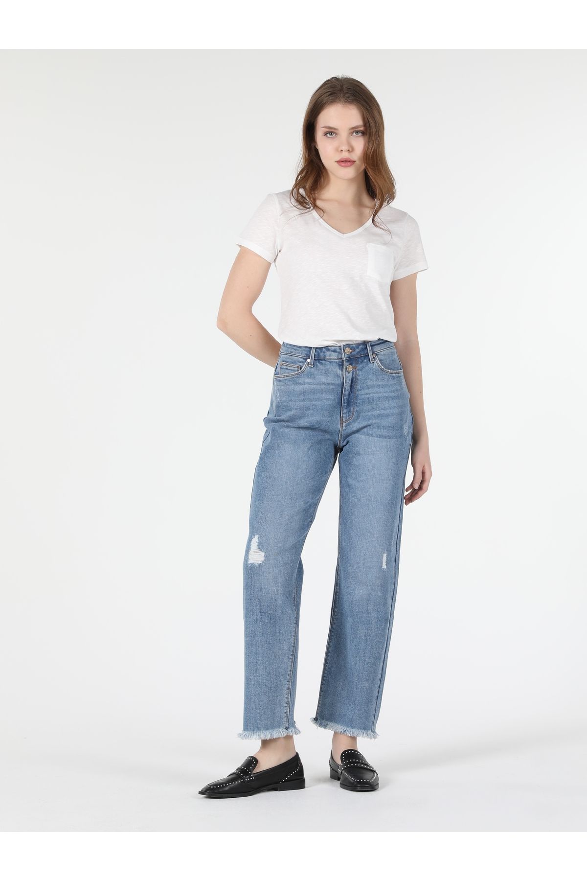complete the look image