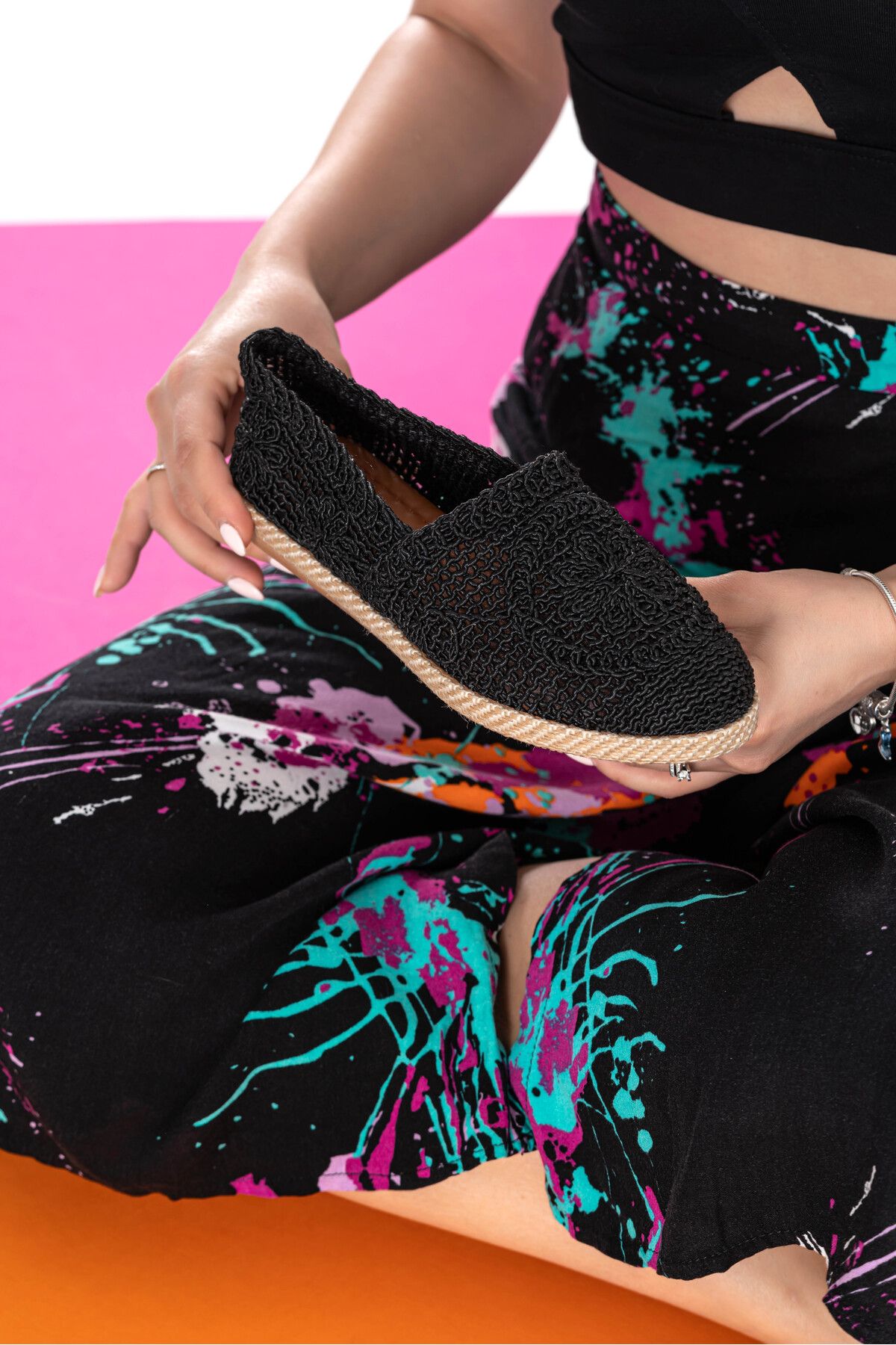 Black floral lace women's deconstructed alpargatas online