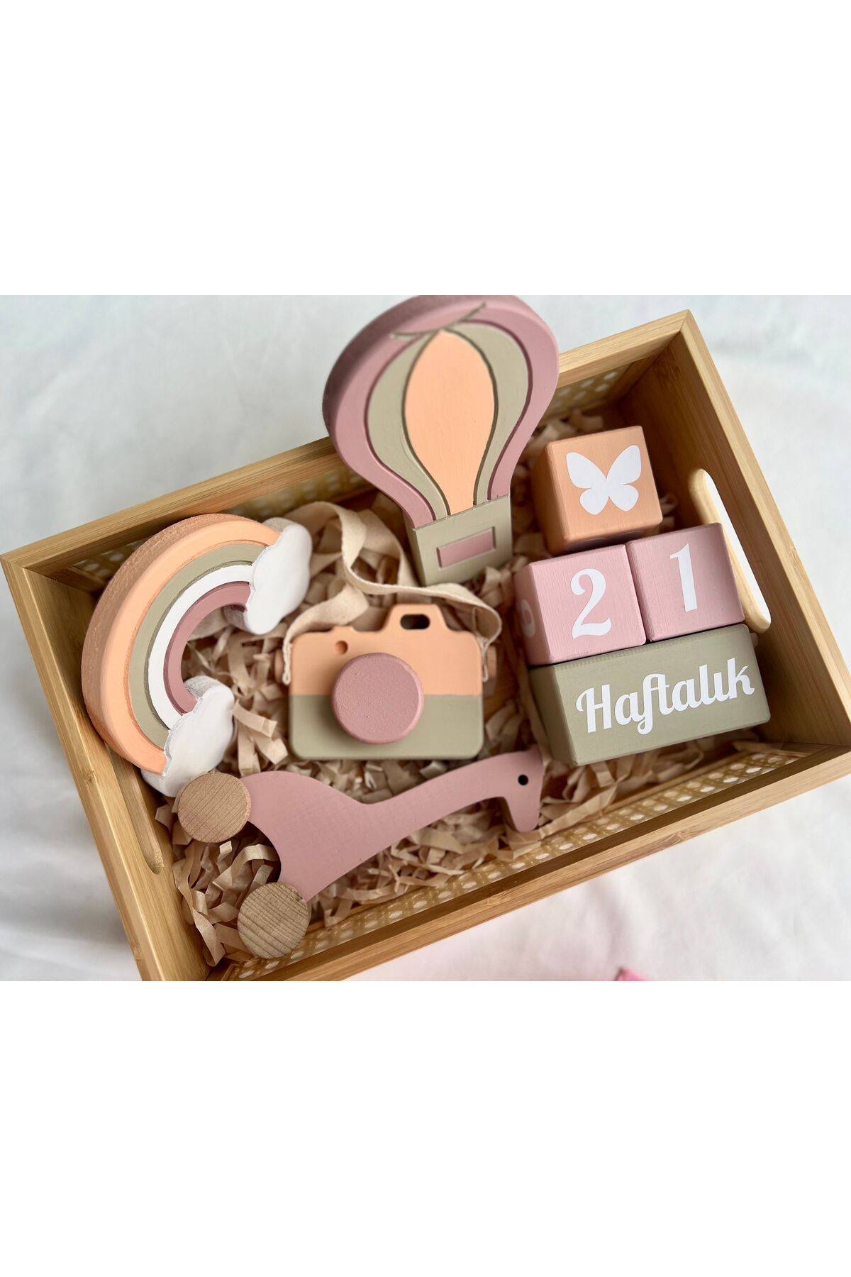 Objeli gökkuşağı balon ve fotoğraf makınalı tam set bebek hediyelik ve çekim aksesuarı