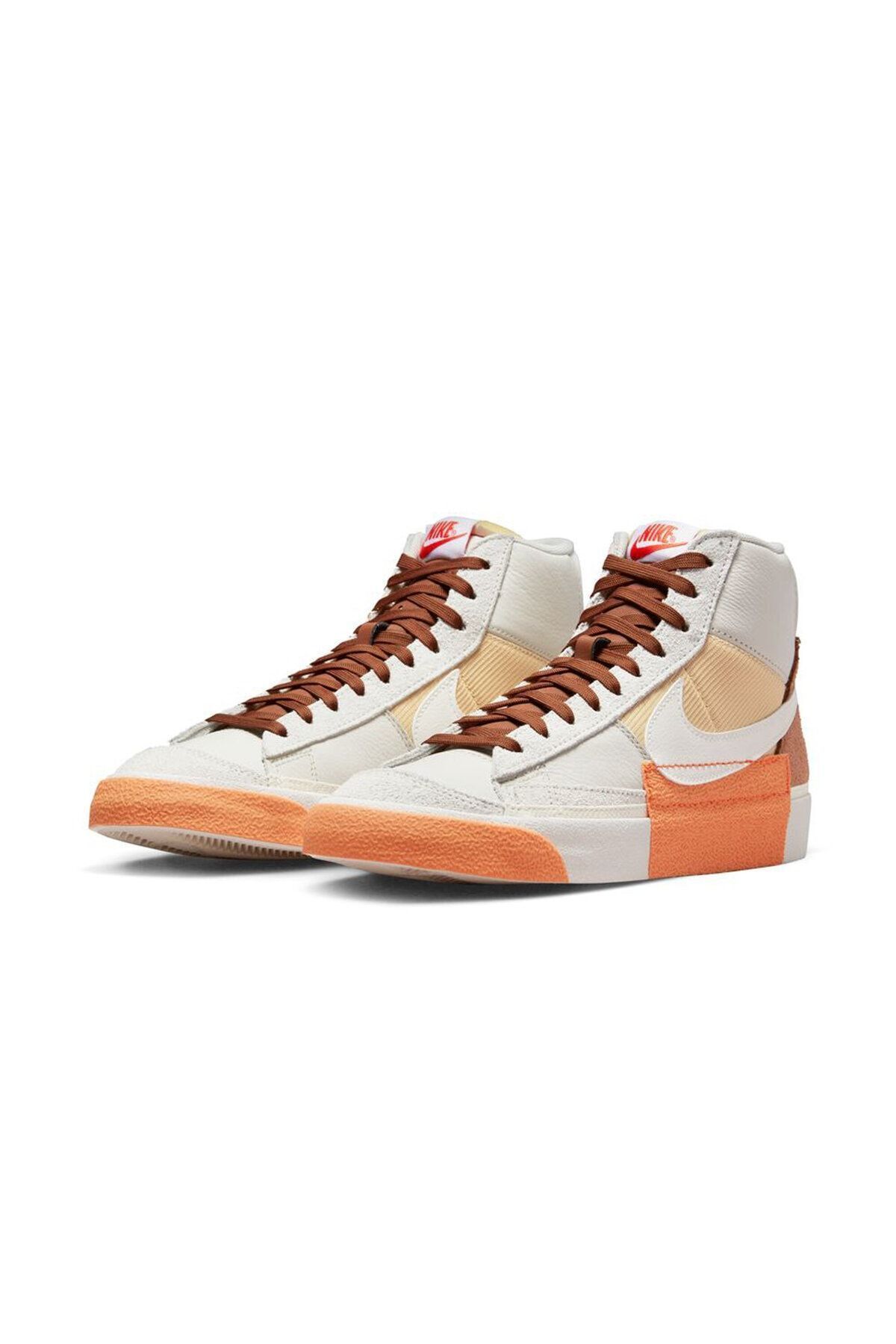 Nike کفش کتانی کرم Blazer Mid Pro Club