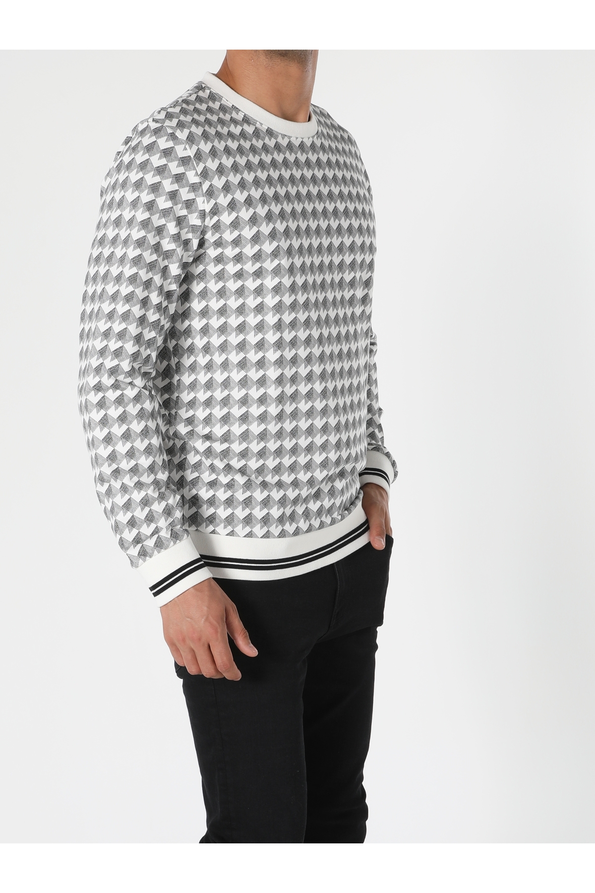 سویشرت مردانه کولینز | .CL1052304_Q1.V1_OFW Colin’s - Image 3