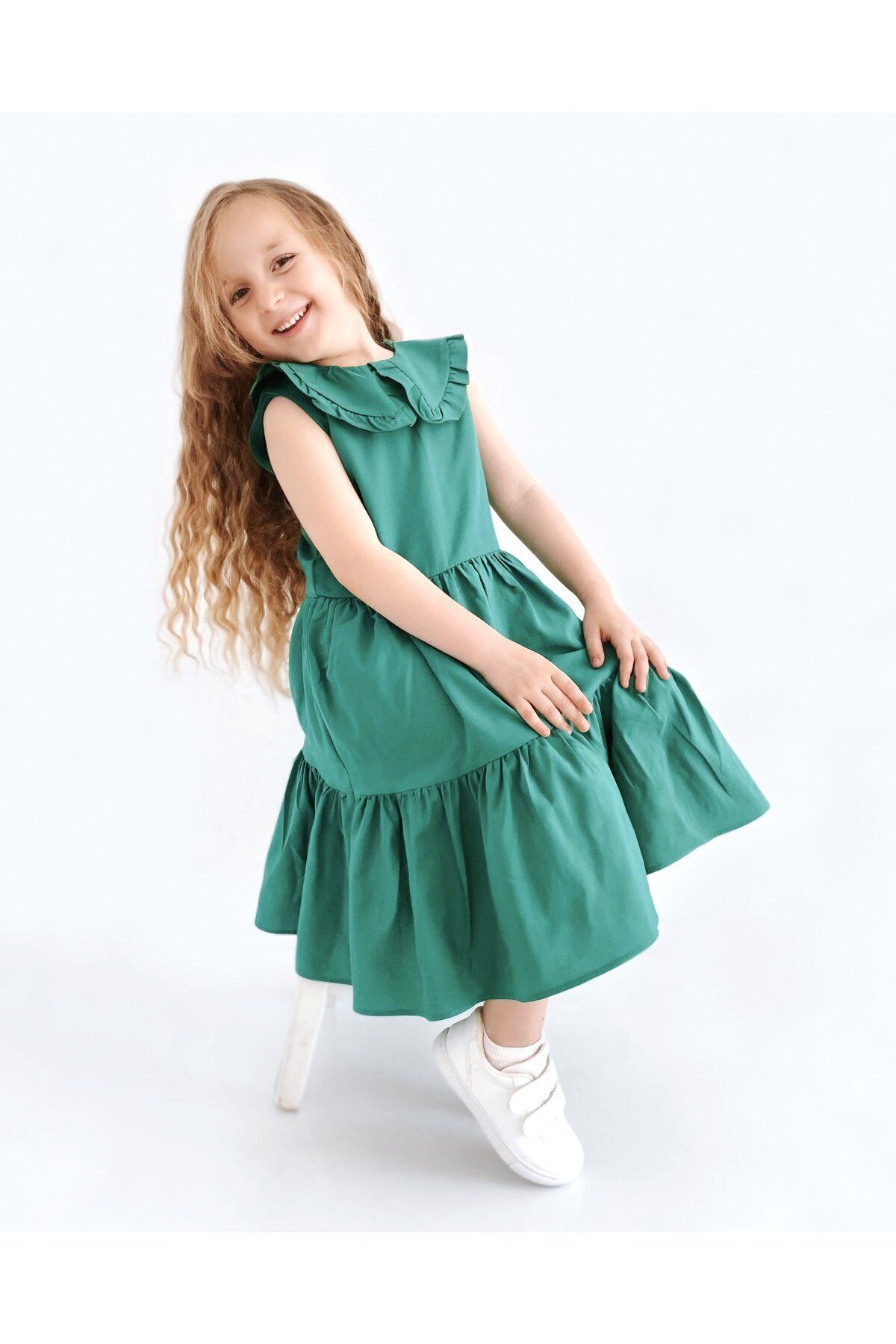 le petit sole Kız Çocuk Yeşil Renk Fırfır Yakalı Elbise fotoğrafı 2 (önizleme)