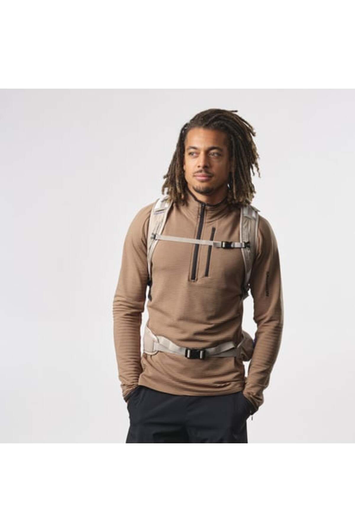 کوله پشتی زنانه برند سالامون Salomon اصل LC2183 - تصویر 3