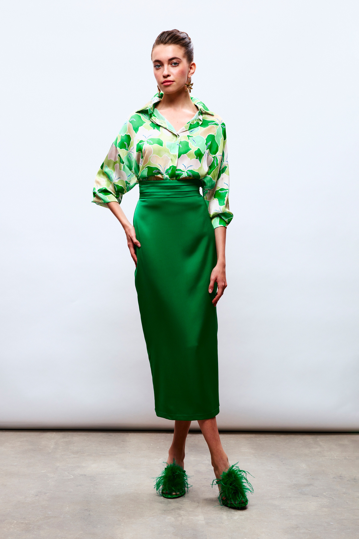 Sateen-Satin Skirt with Belt and Pleat Detail - ZEMRUT 2