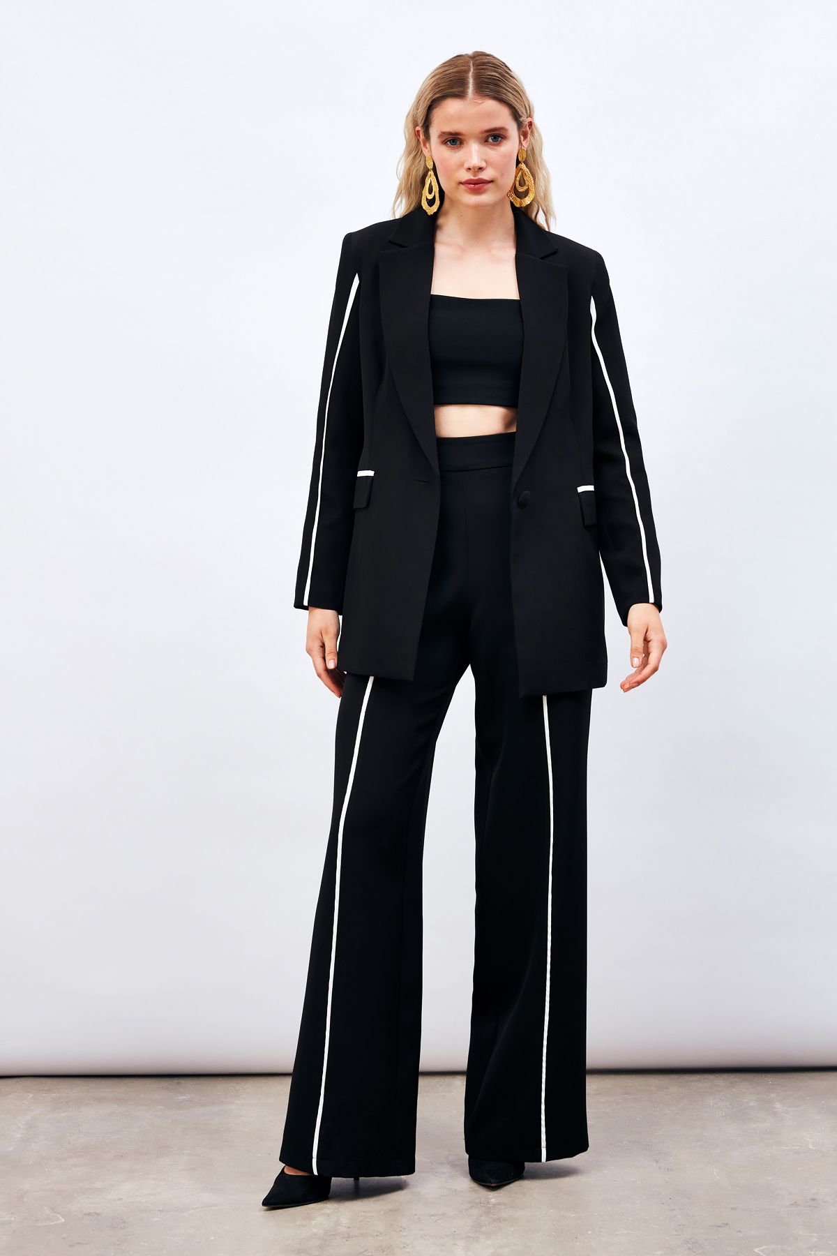 Sateen-Pantaloni largi în contrast - negri 3