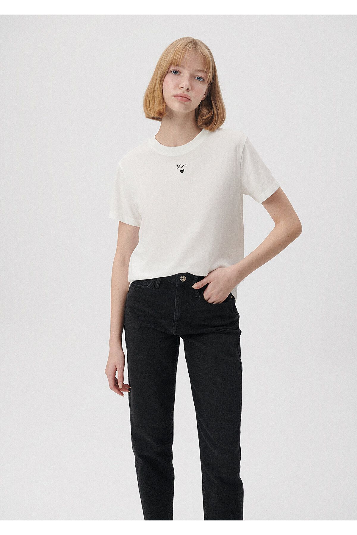 complete the look image