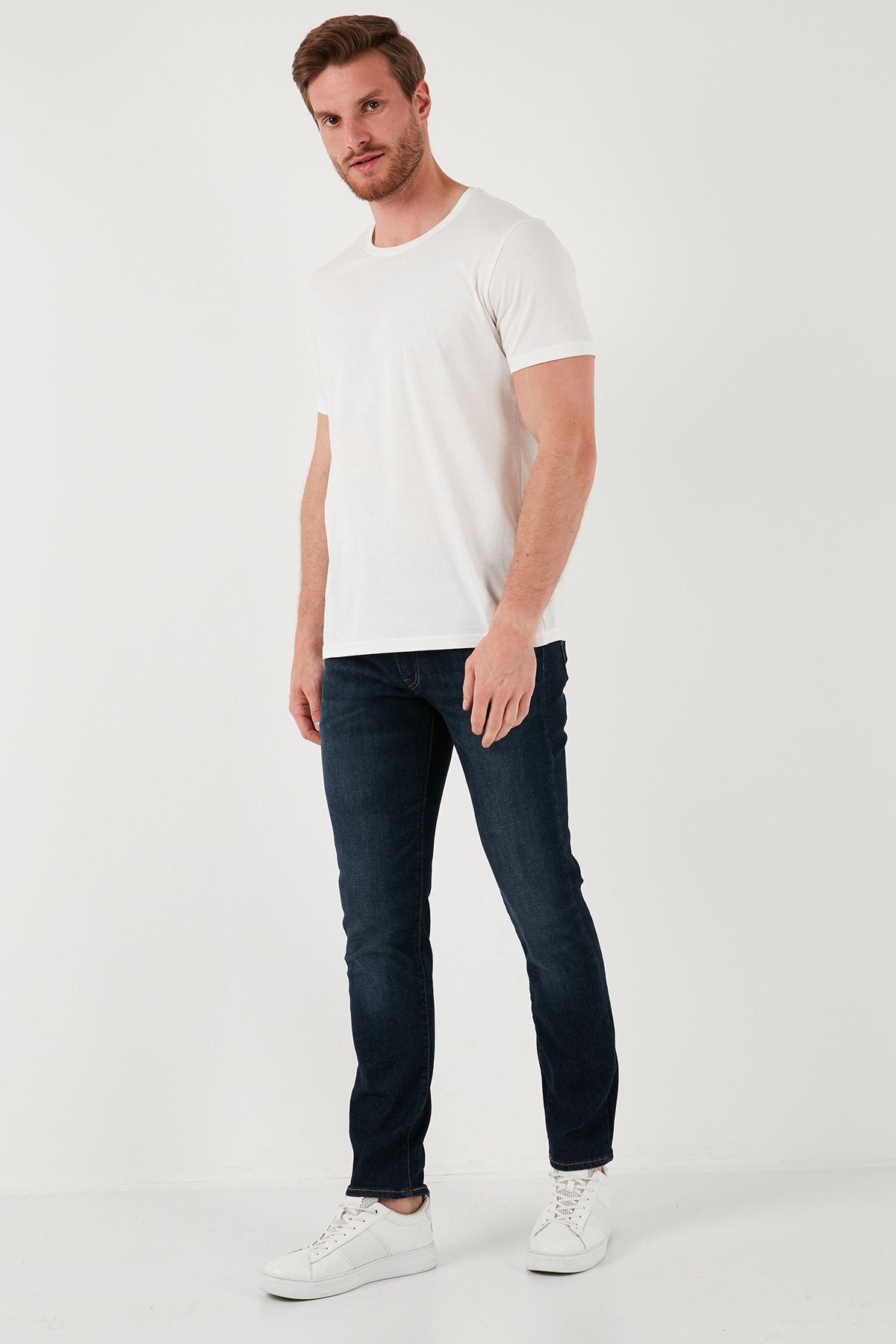 شلوار جین مردانه شلوار جین Lse 512 نخی با کمر باریک مناسب Levi's