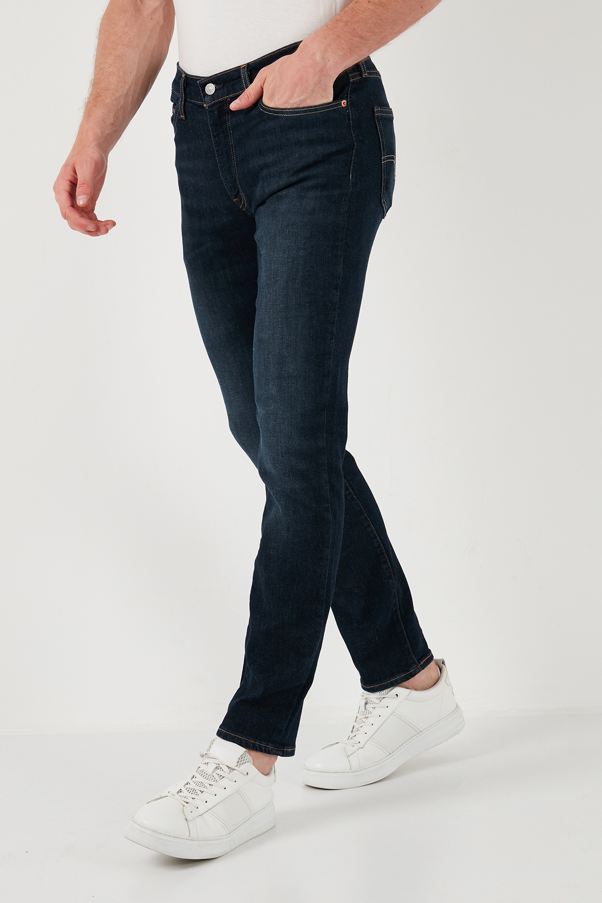 شلوار لیوایز مردانه دوختنی آبی سرمه ای  راسته Slim Fit/اسلیم فیت فاق نرمال   Slim/اسلیم فیت Daily/روزانه | Levi's A2081-0000_rollbacked TR - تصویر 5