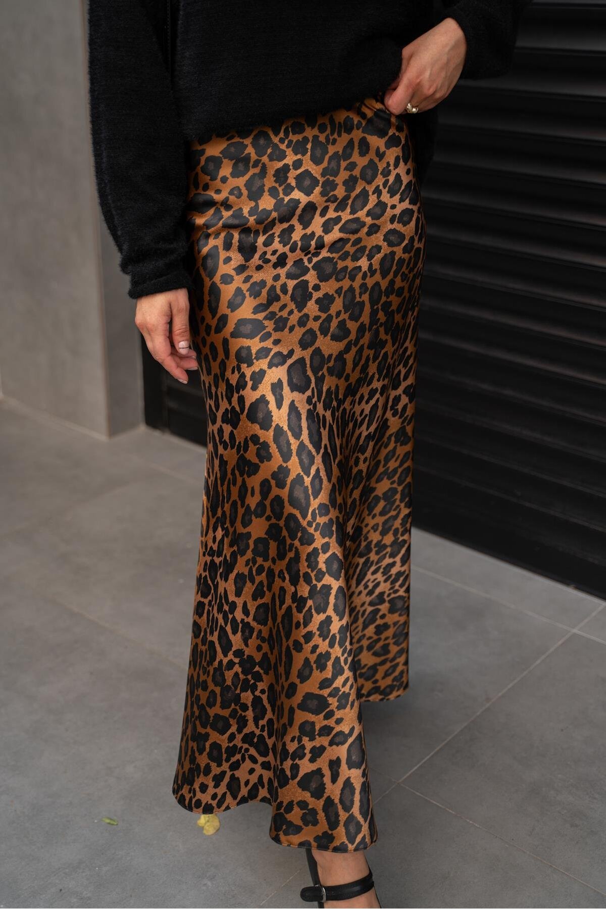 Coffee Elastic Waist Leopard Pattern Satin Skirt - Görsel 1