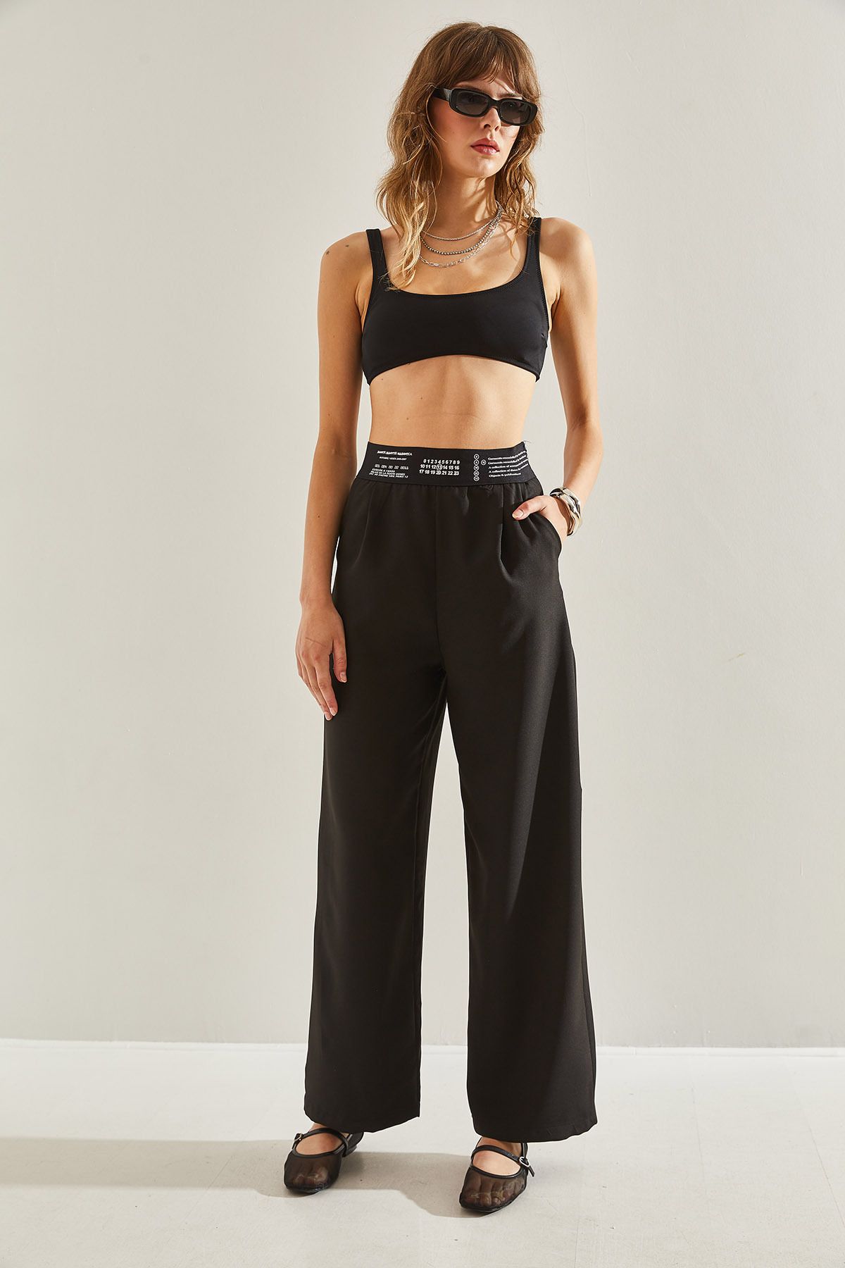 complete the look image