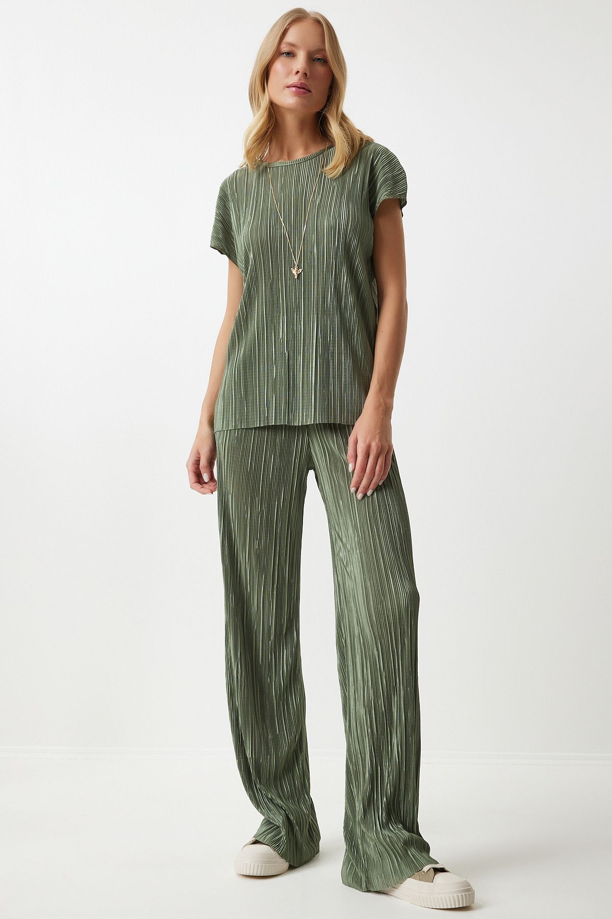 Happiness İstanbul-Grünes Plissee-Set aus Bluse und Hose für Damen - MC00283 3