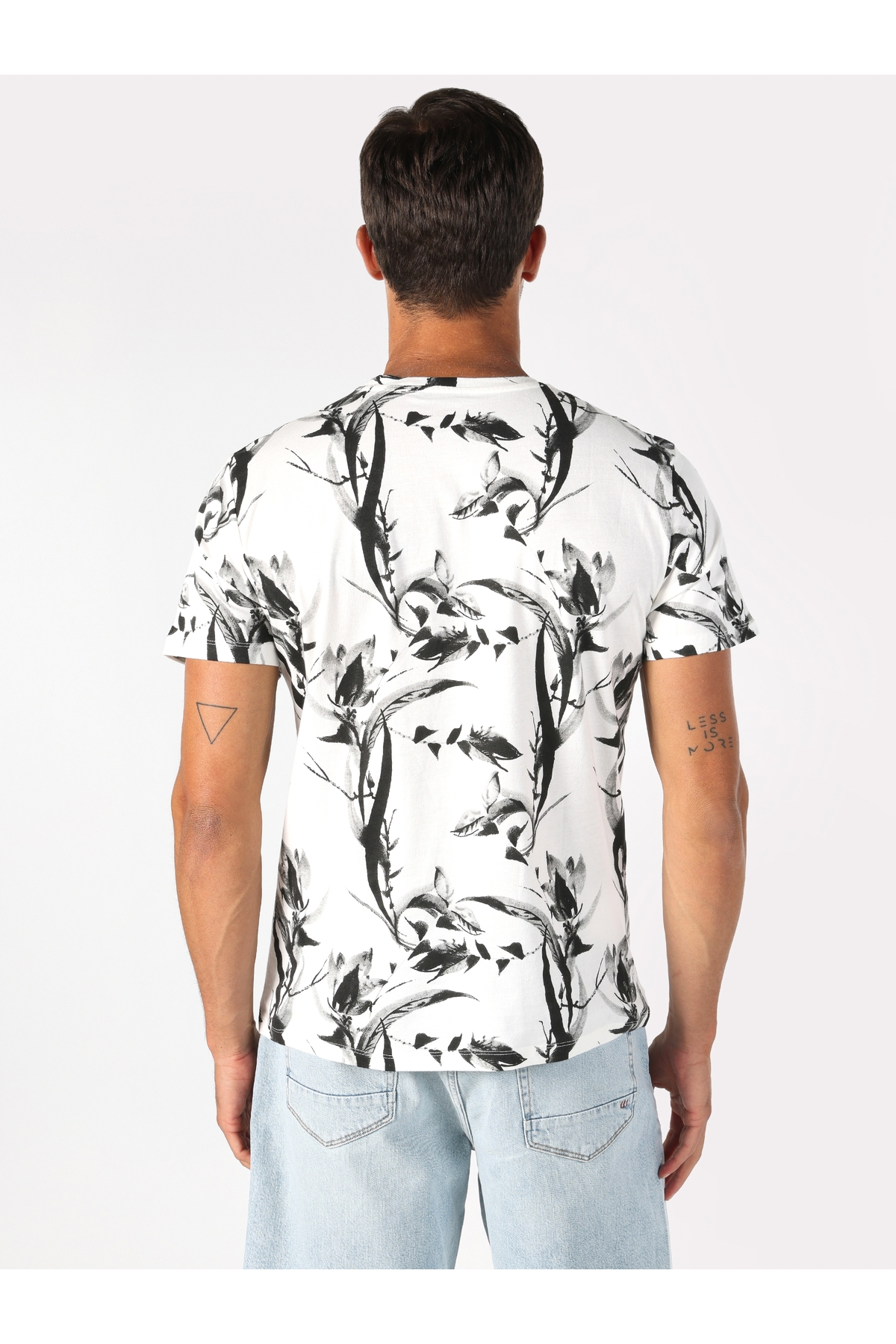 تی شرت مردانه کولینز | .CL1061538_Q1.V1_WHT Colin’s - Image 2