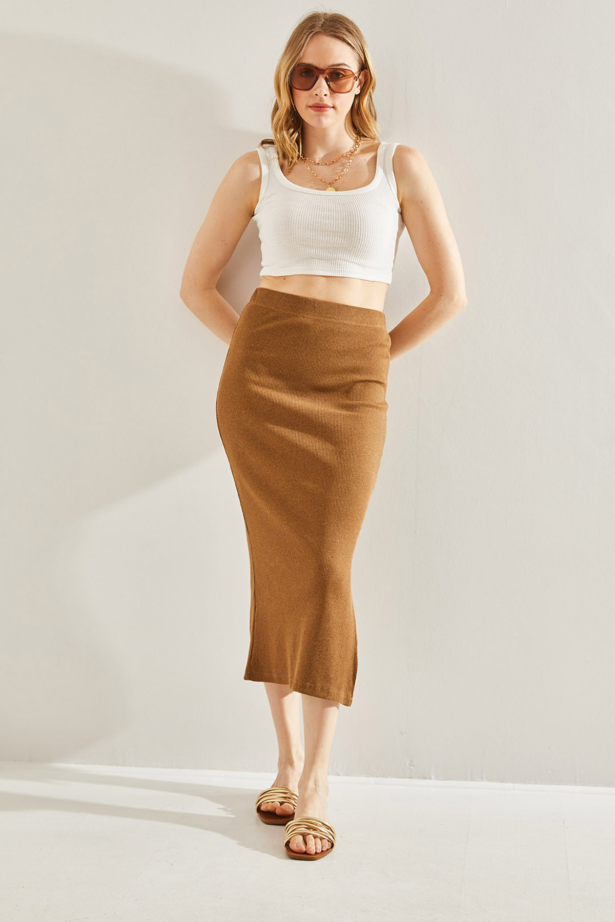 Bianco Lucci-Hasított, részletes női camisole szoknya -60221025 4