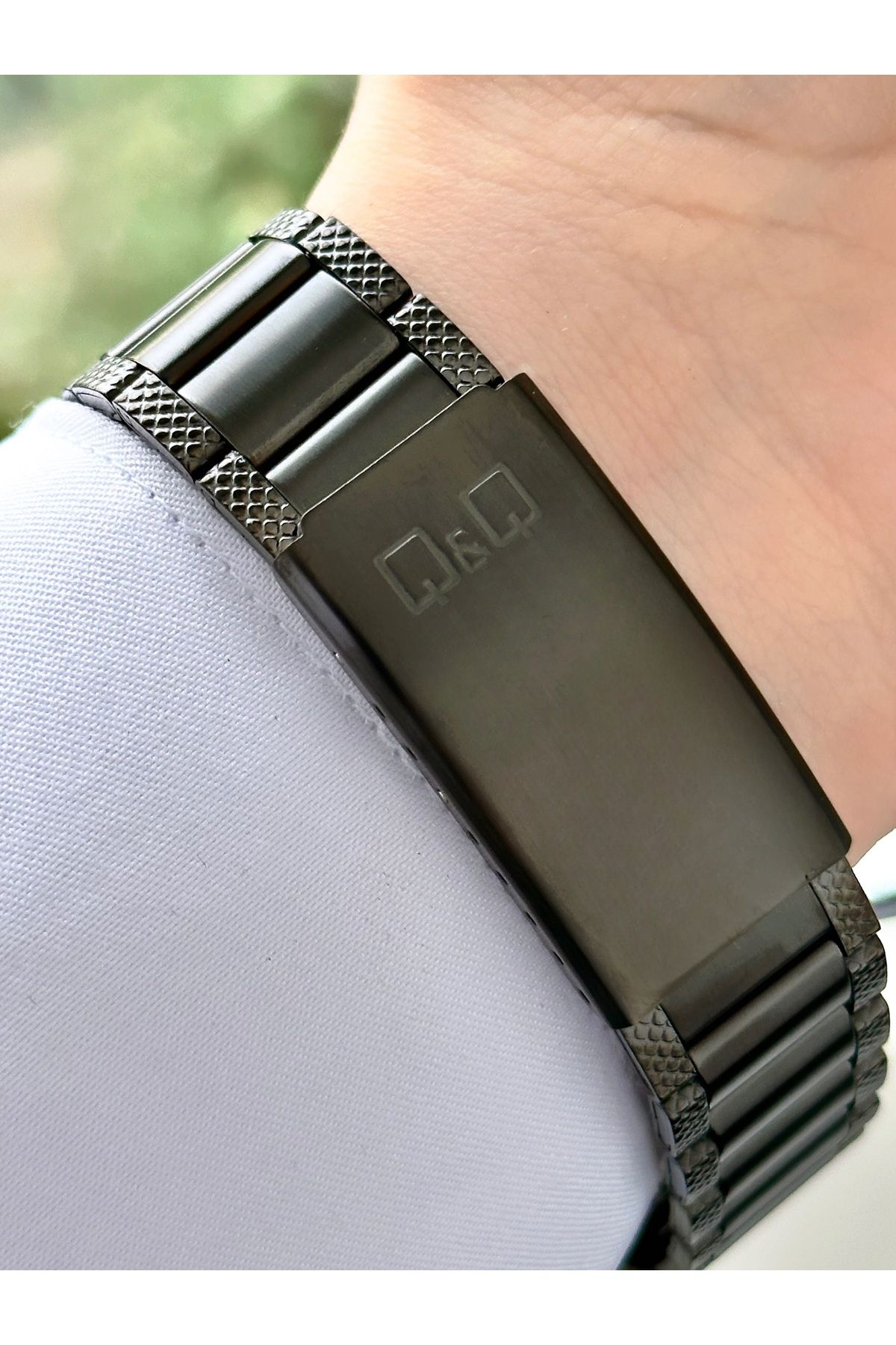 Q&Q-3G391 Men's Gray Wristwatch 3